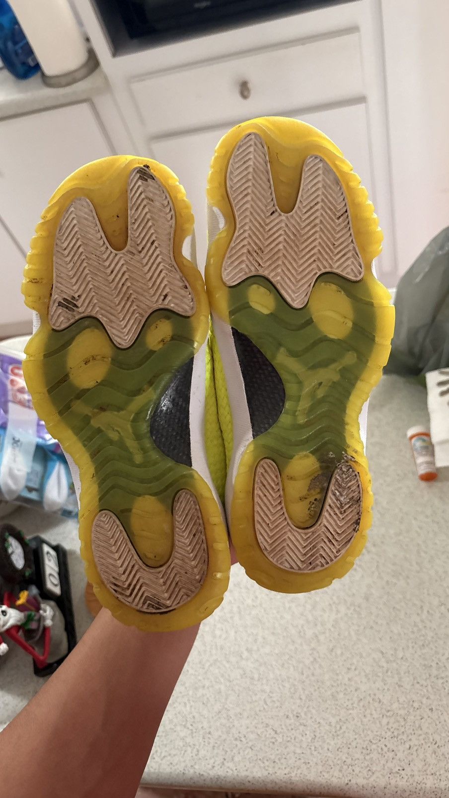 Jordan Brand Air Jordan Future Volt Size US 8.5 / EU 41-42 - 6 Thumbnail