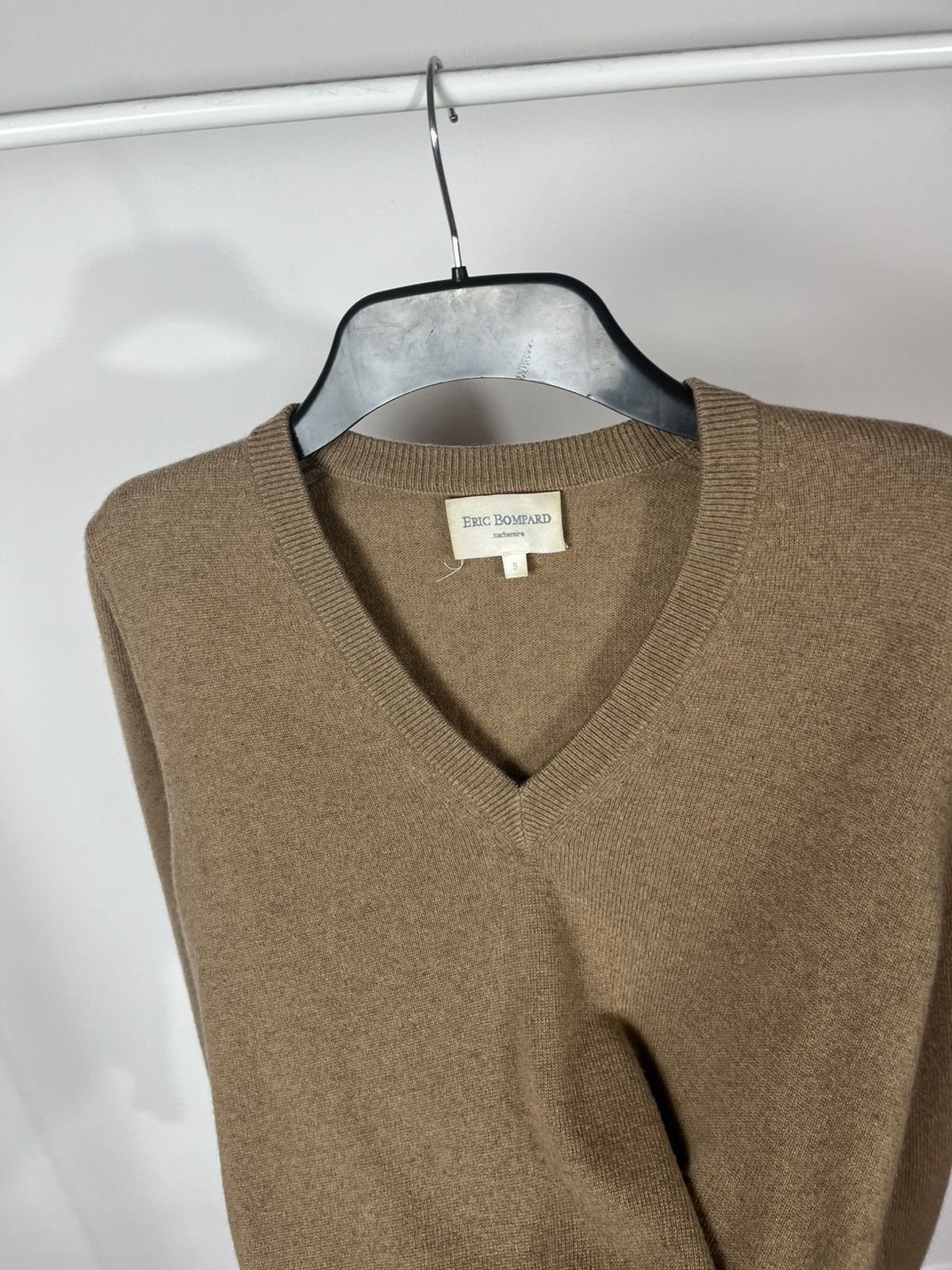 Other Women’s Eric Bompard 100% Cashmere V-Neck Sweater Size S Size S / US 4 / IT 40 - 8 Thumbnail