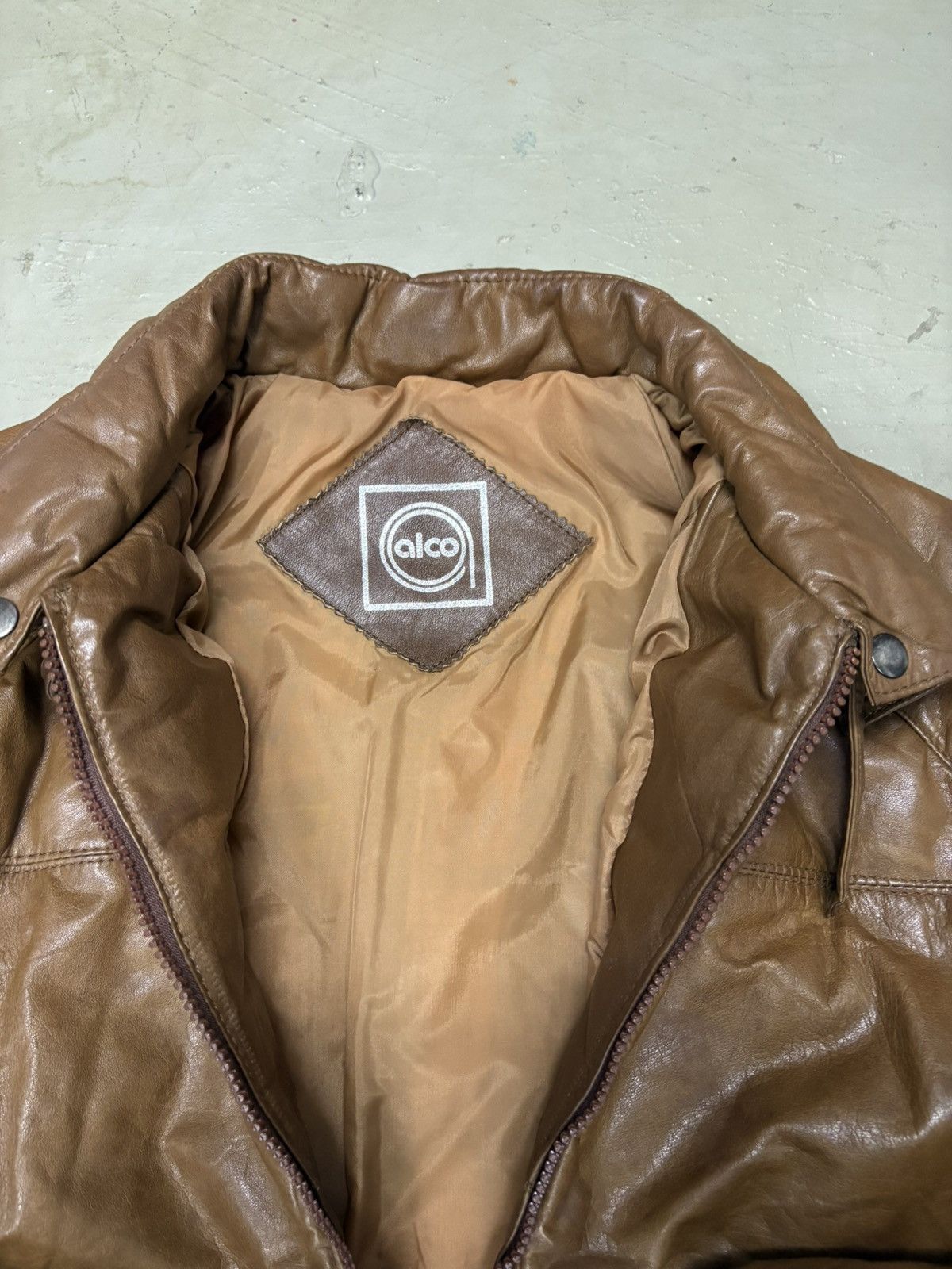 Vintage KanyeWest Vintage Brown Synthetic Leather Puffer Jacket Size US M / EU 48-50 / 2 - 5 Thumbnail