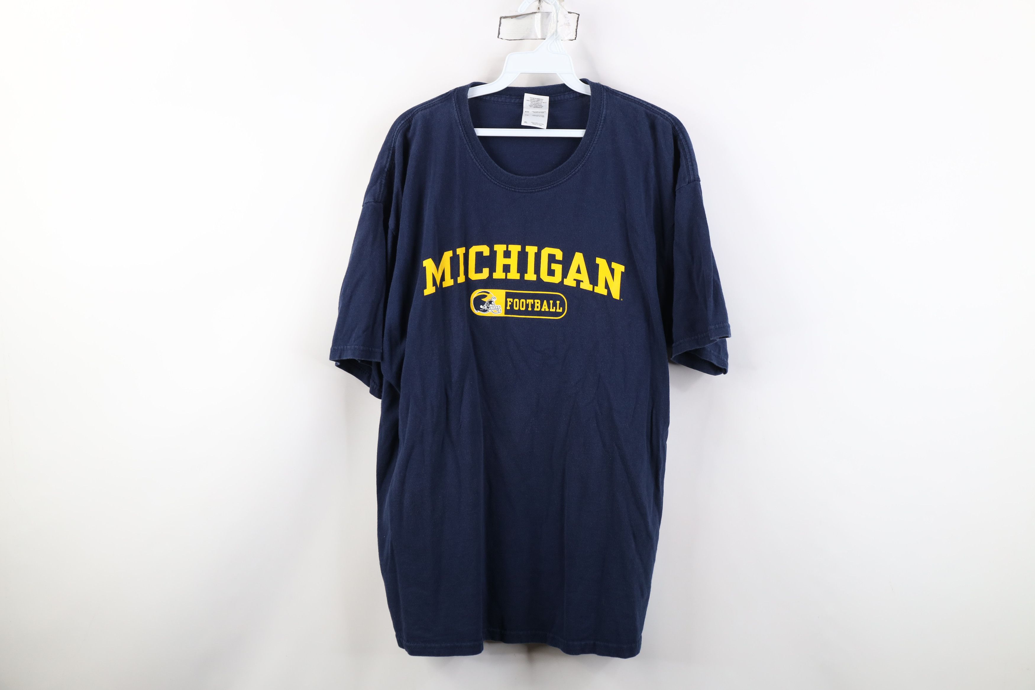 Vintage Vintage 90s University of Michigan Short Sleeve T-Shirt Size US XL / EU 56 / 4 - 1 Thumbnail