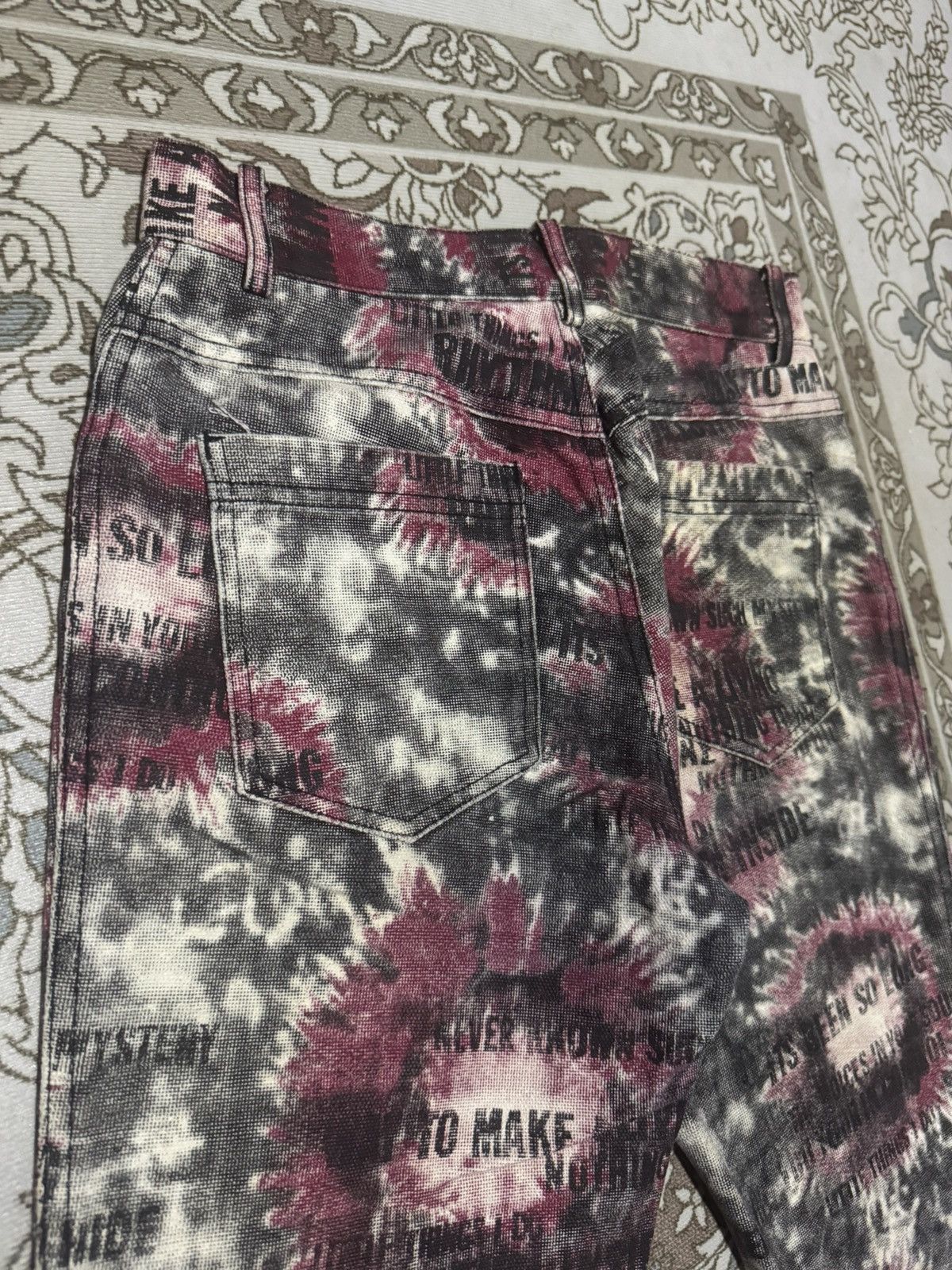 Jean Paul Gaultier Y2K 🔥 Algonquins Wording Punk Not Dead Tie Dye Flare Jeans Size US 28 / EU 44 - 3 Thumbnail