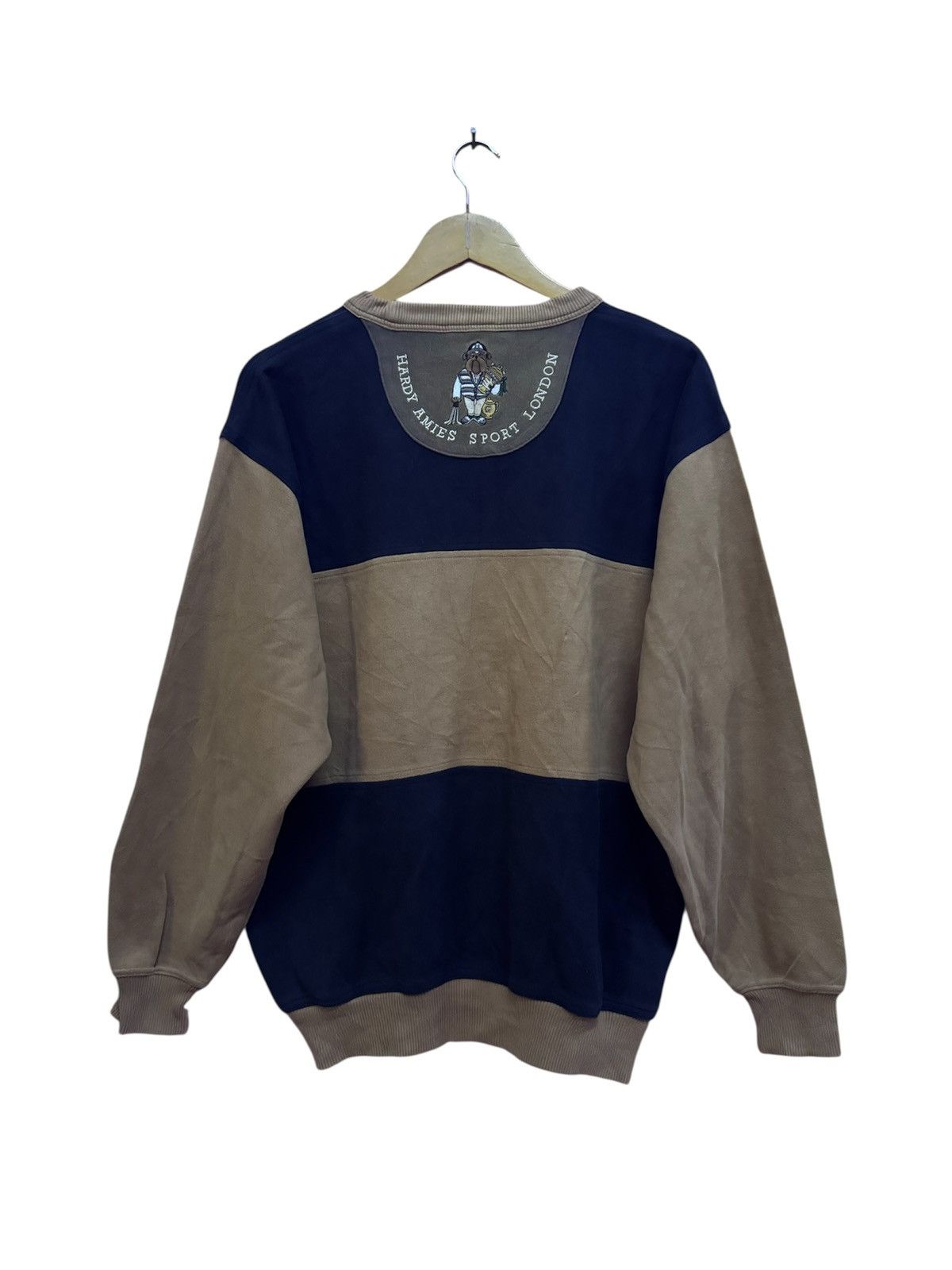 Hardy Amies Hardy Amies Embroidered Sweatshirts Size L Size US L / EU 52-54 / 3 - 2 Thumbnail