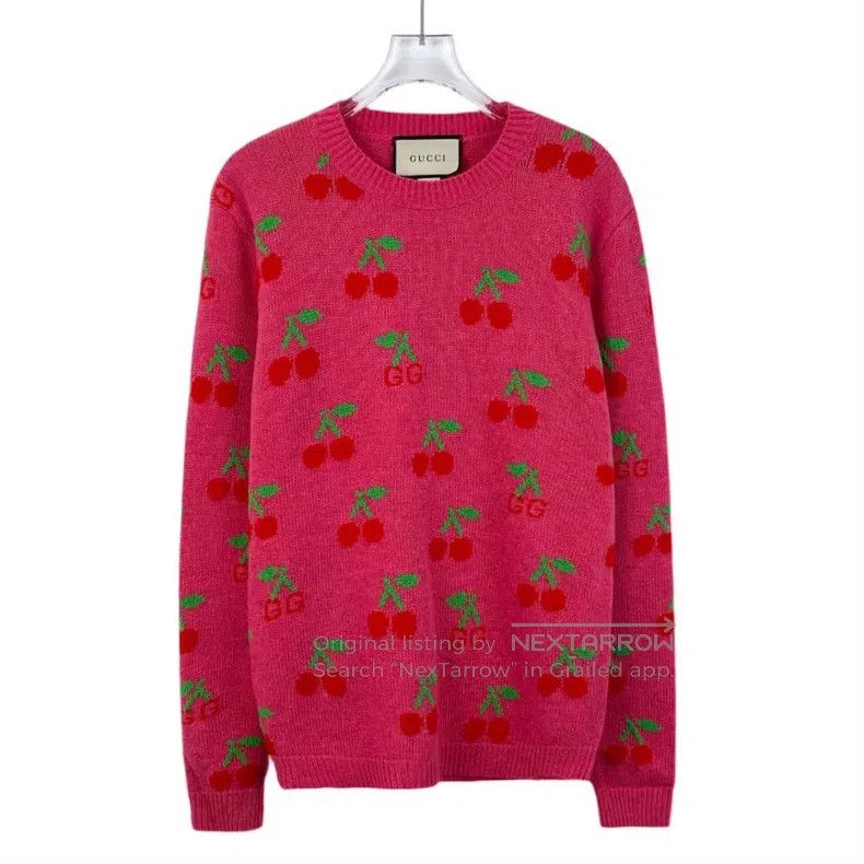 Gucci Gucci Rose-red cherry jacquard full-print wool round-neck Size M / US 6-8 / IT 42-44 - 1 Thumbnail