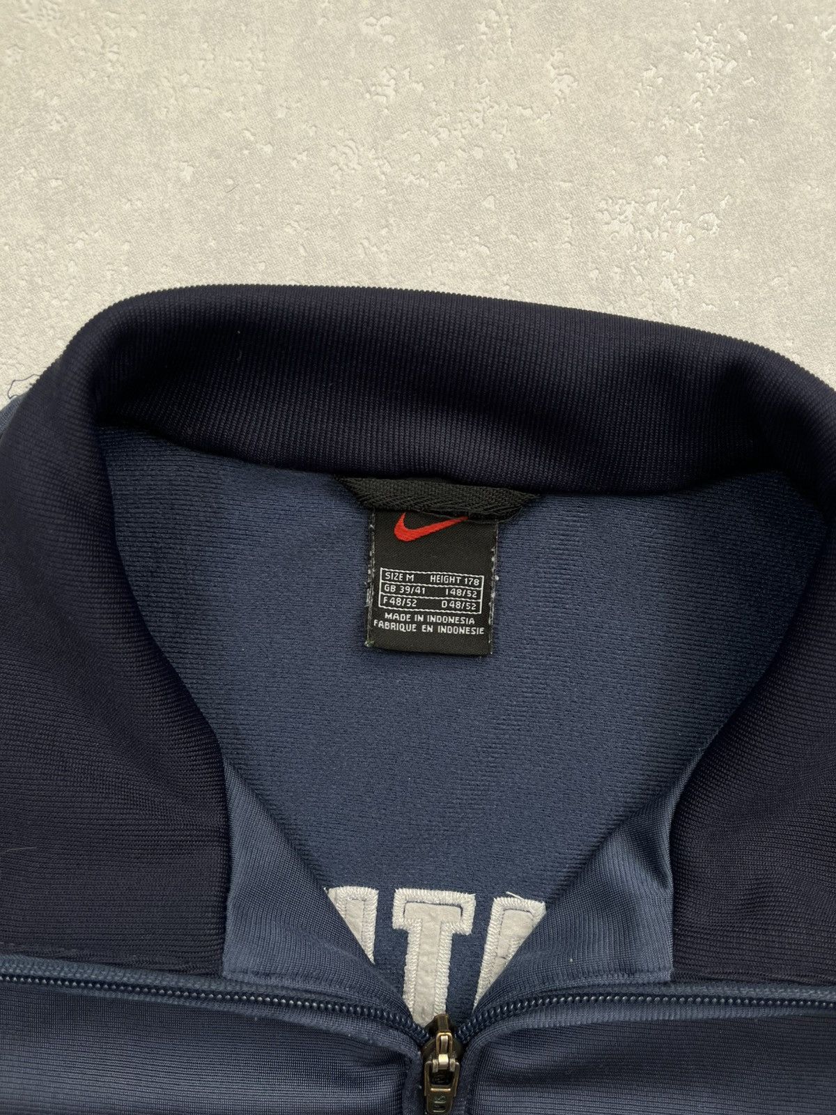Nike 90’s NIKE ATHLETIC SPELLOUT LOGO TRACK JACKET SWOOSH Y2K Size US M / EU 48-50 / 2 - 4 Thumbnail