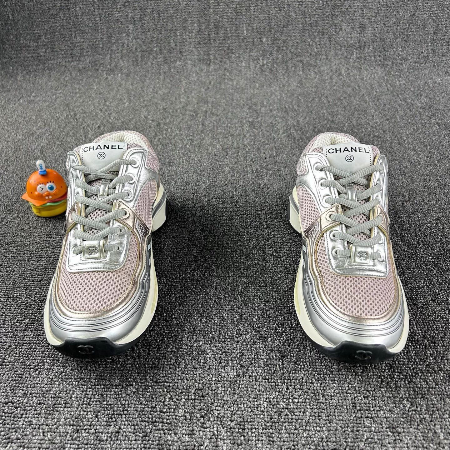 Chanel Chanel Pink Corner pumps 37.5 Size US 6.5 / IT 36.5 - 2 Thumbnail