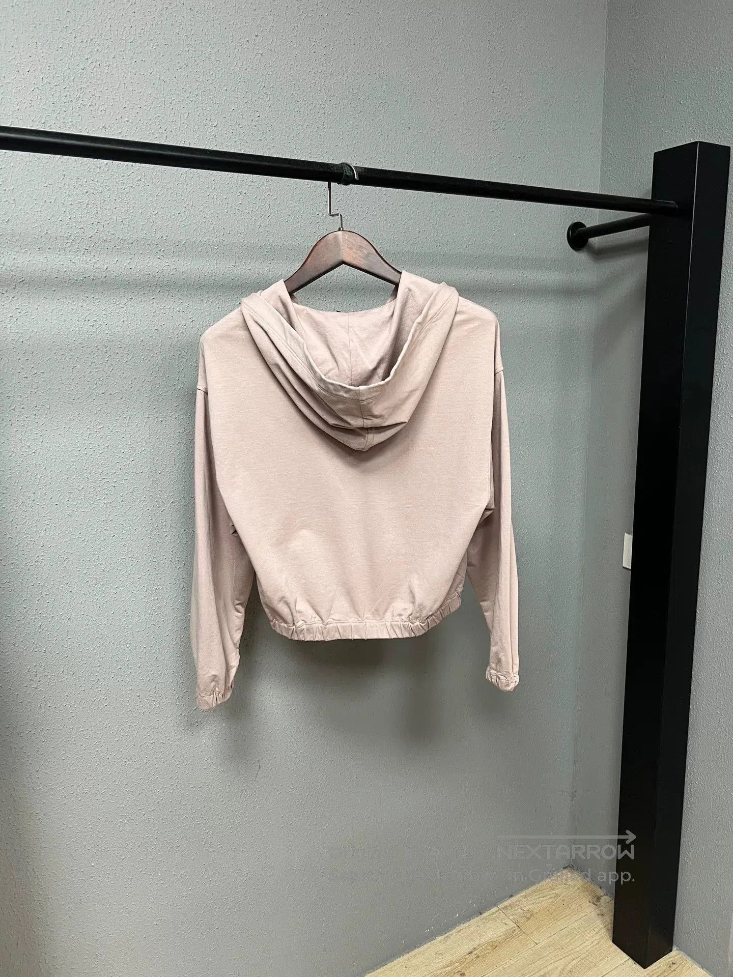 Brunello Cucinelli Brunello Cucinelli Gray-Pink Cropped Beaded Sweatshirt. Size S / US 4 / IT 40 - 2 Thumbnail