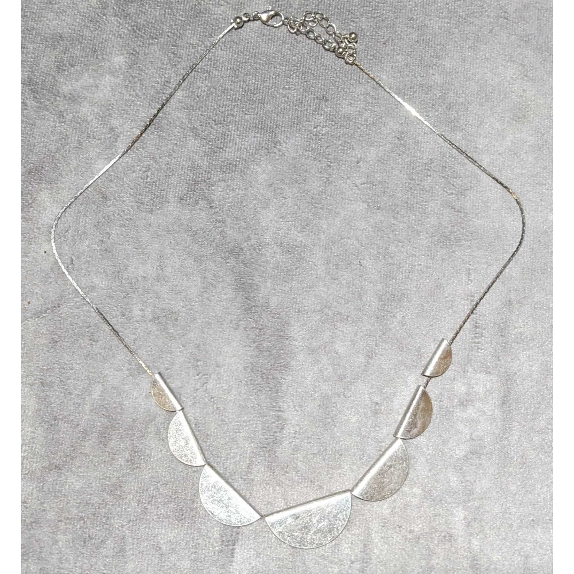 Other Geometric Half Circle Silver Charm Necklace Size ONE SIZE - 7 Thumbnail