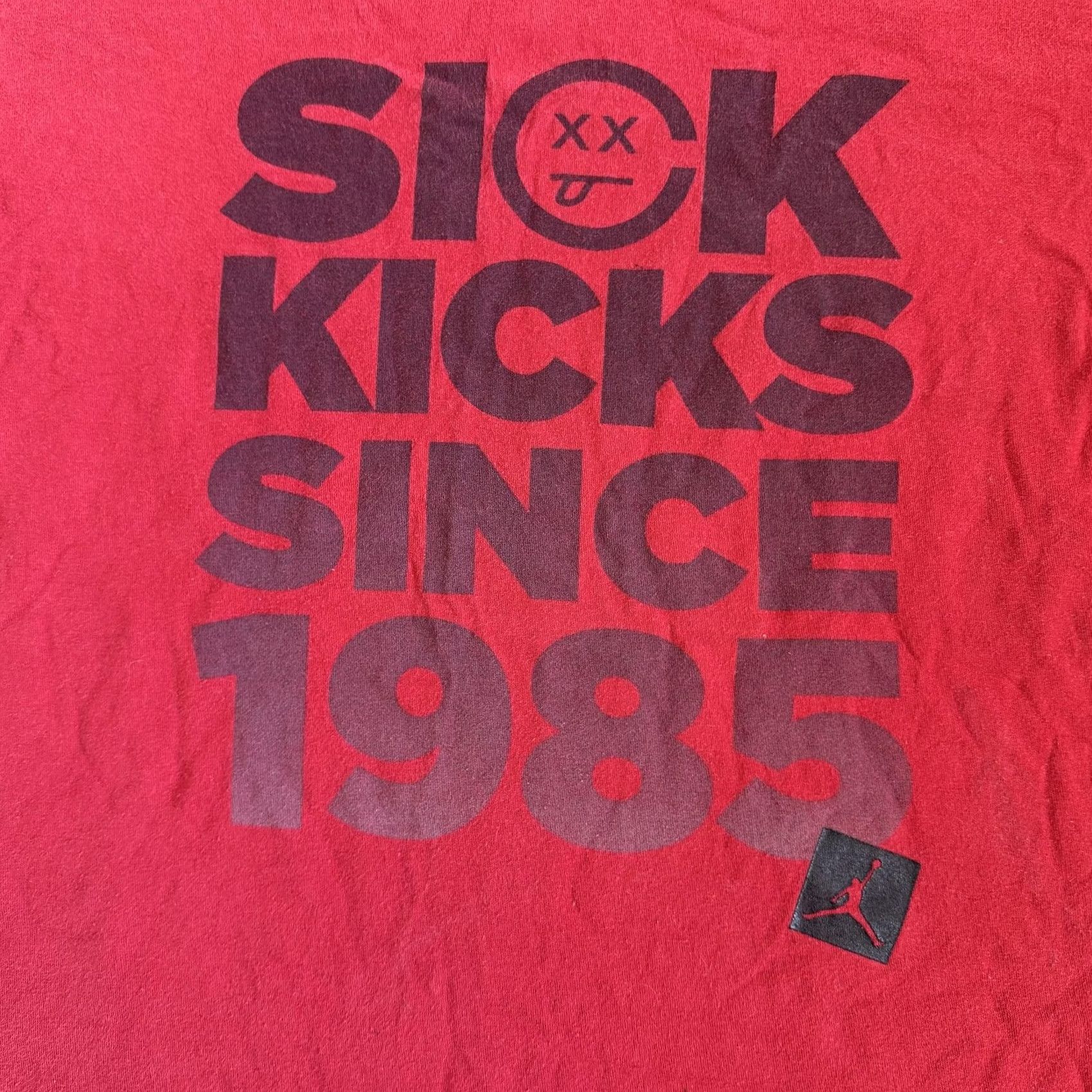 Jordan Brand Jordan Sick Kicks Since 1985 Shirt Mens Large Red Sneaker Graphic Tee T-Shirt Size US L / EU 52-54 / 3 - 2 Thumbnail
