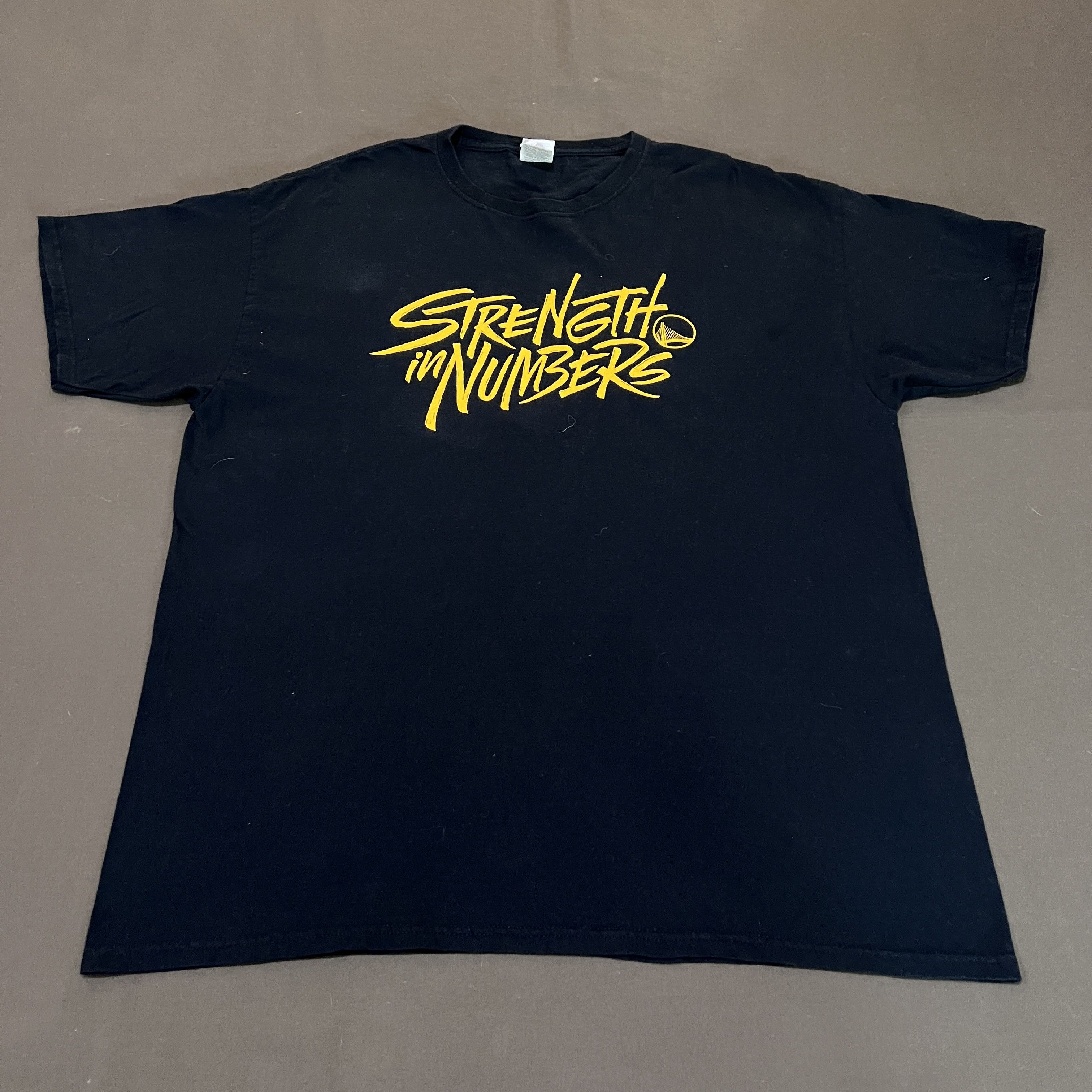 NBA × Vintage Vintage Y2K Warriors Strength In Numbers Promo Tee XL Size US XL / EU 56 / 4 - 2 Thumbnail