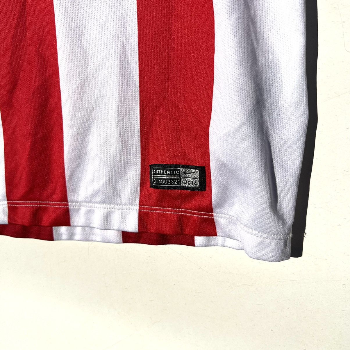 Nike 2014-2015 Atletico Madrid soccer jersey football nike Size US S / EU 44-46 / 1 - 3 Thumbnail