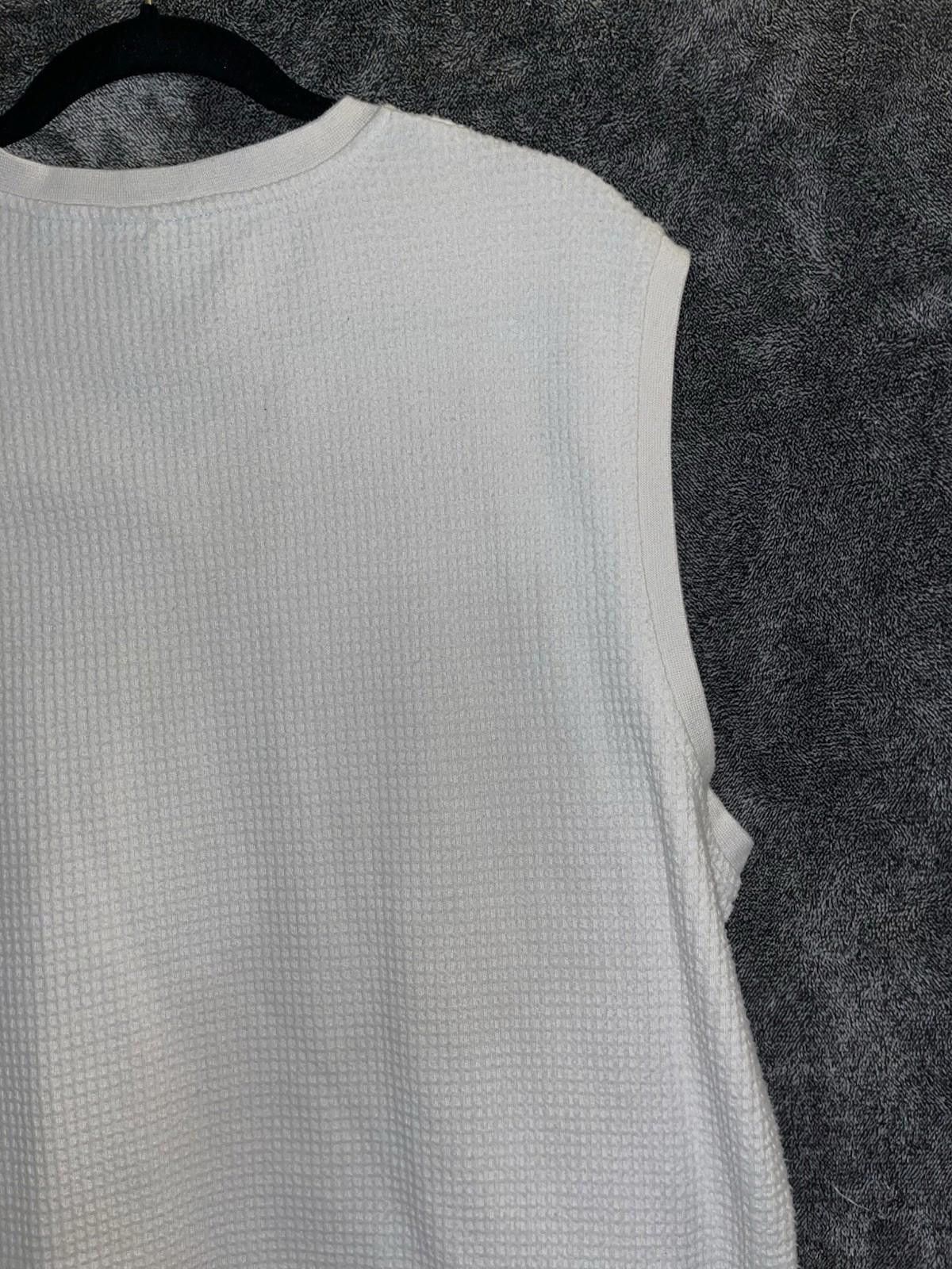 Ashworth Ashworth Men’s White Textured VNeck Sweater Vest Size L Tall Size US L / EU 52-54 / 3 - 8 Thumbnail