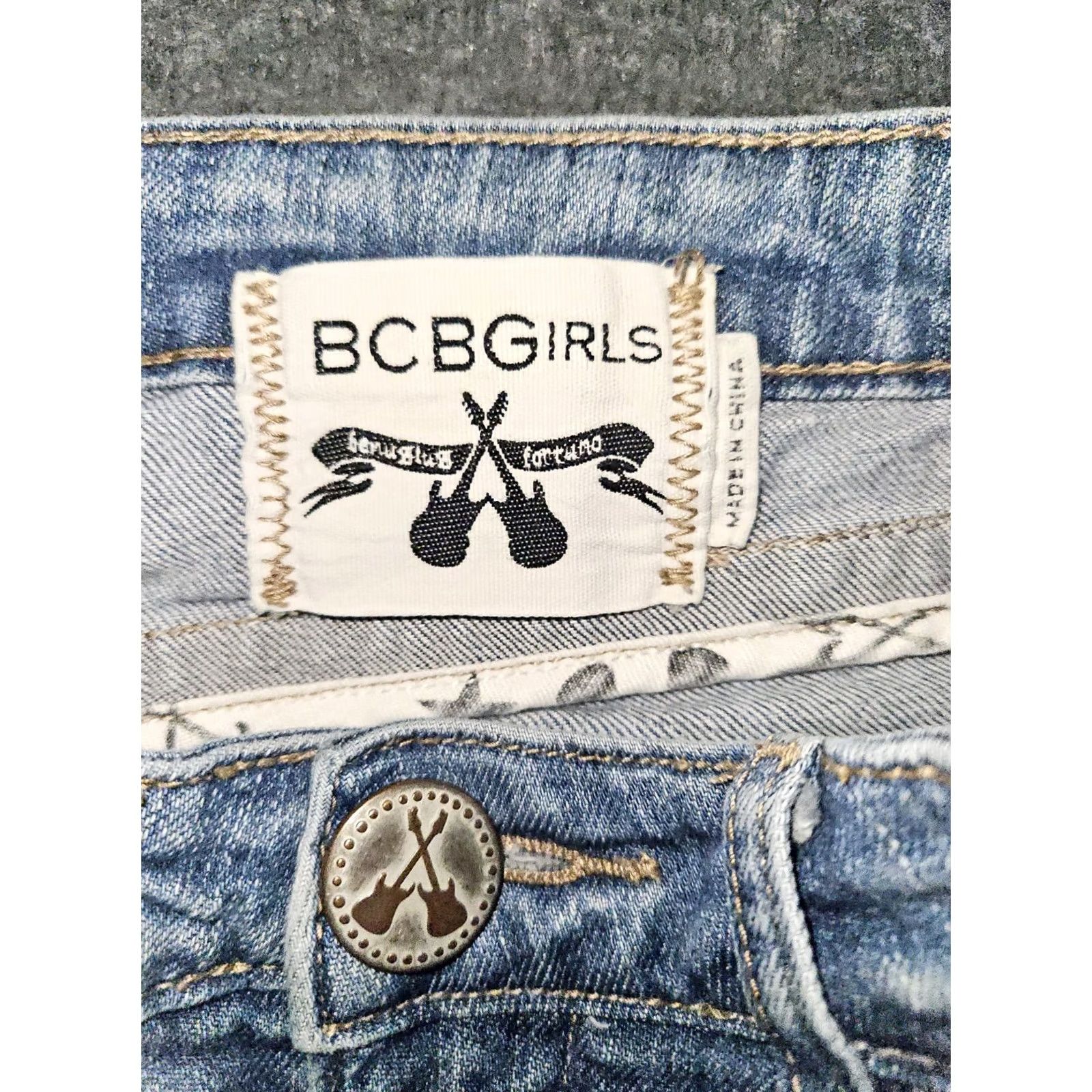 Denime BCBGirls Skinny Jeans Women's 28 Low Rise Blue Denim Western Cowgirl Country Jeans Color Blue 31 Inseam Pockets Stretch Womens Size 28" / US 6 / IT 42 - 2 Thumbnail