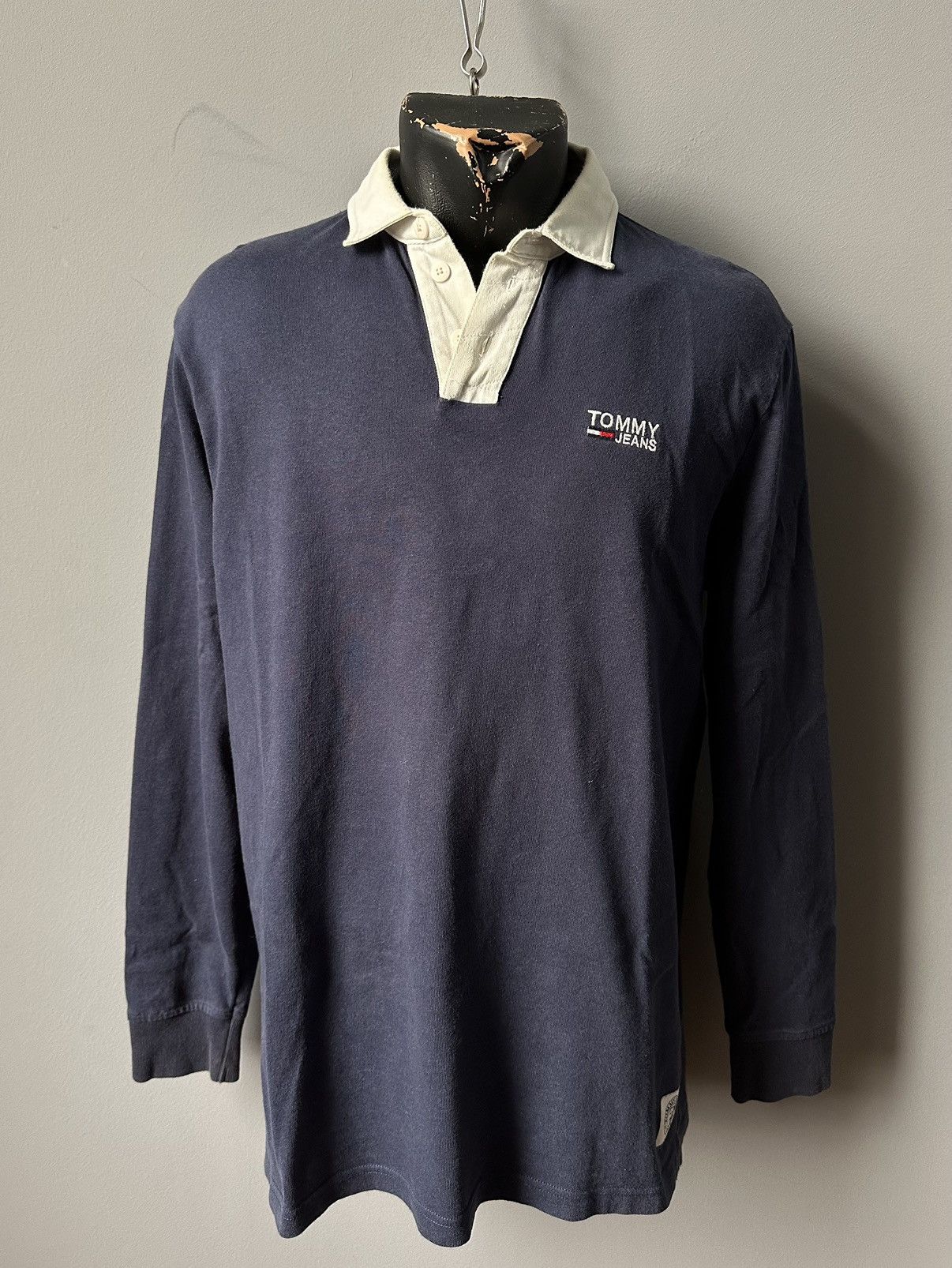 Tommy Jeans Vintage Regby Tommy Hilfiger T-shirt Y2k Avantgarde Size US S / EU 44-46 / 1 - 1 Thumbnail