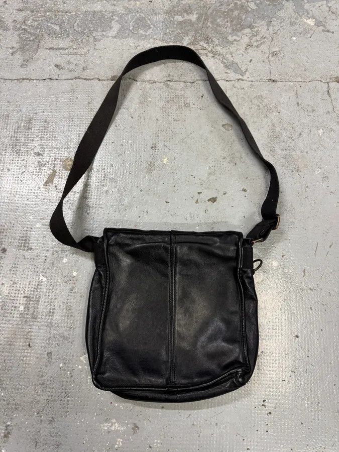 Dolce & Gabbana 2000s Dolce & Gabbana Black Leather Shoulder Bag Size ONE SIZE - 5 Thumbnail