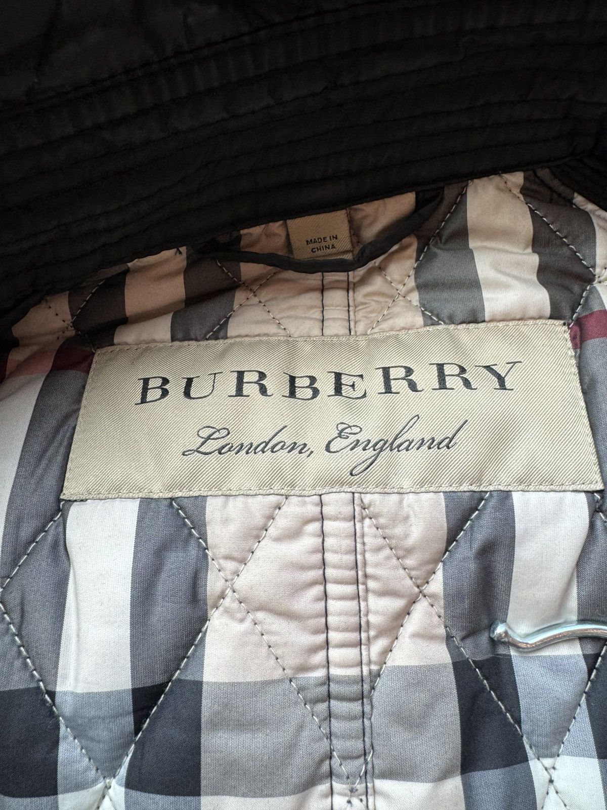 Burberry Quilted Hooded Jacket Size M / US 6-8 / IT 42-44 - 8 Thumbnail