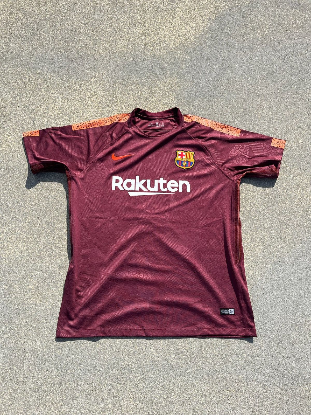 Nike Barcelona Size US XL / EU 56 / 4 - 1 Thumbnail