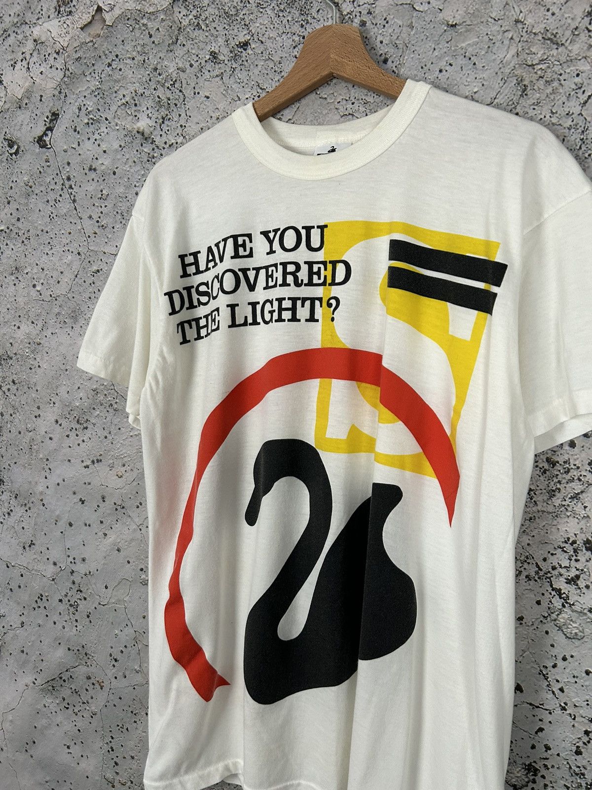 Vintage Vintage Single Stitch Graphic Tee Rare 90s Retro Size US XL / EU 56 / 4 - 2 Thumbnail
