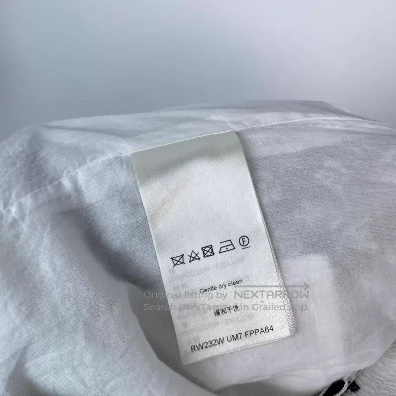 Louis Vuitton Louis Vuitton 23Ss white logo embossed full-print cotton e Size US 34 / EU 50 - 8 Thumbnail