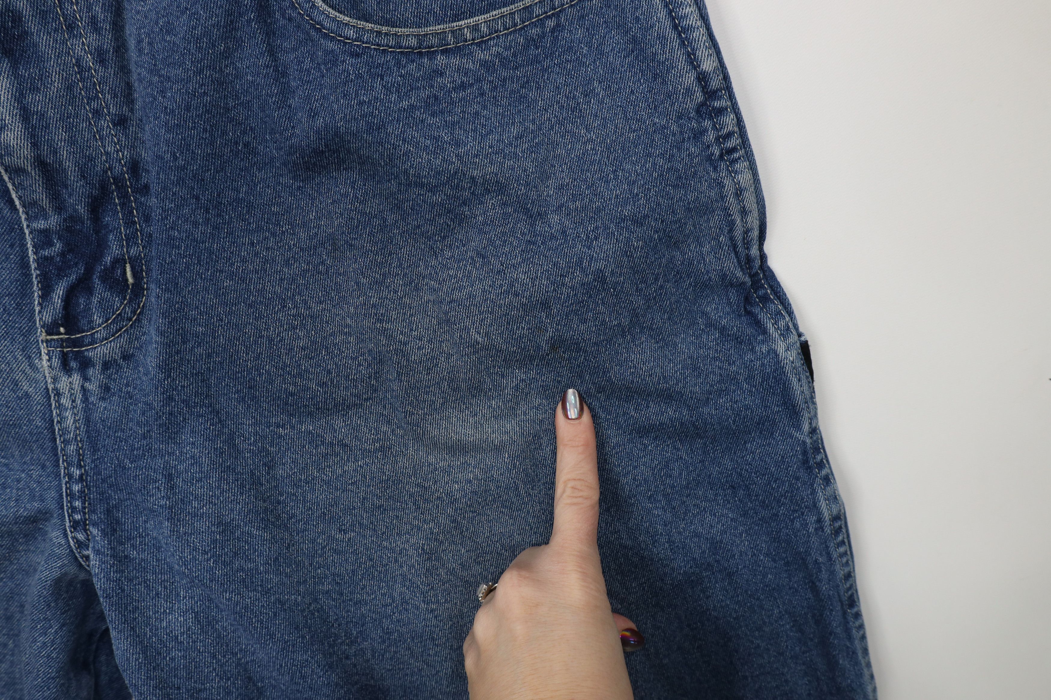 Fubu Vintage 90s Y2K FUBU Relaxed Fit Denim Dungaree Shorts Blue Size US 38 / EU 54 - 5 Thumbnail
