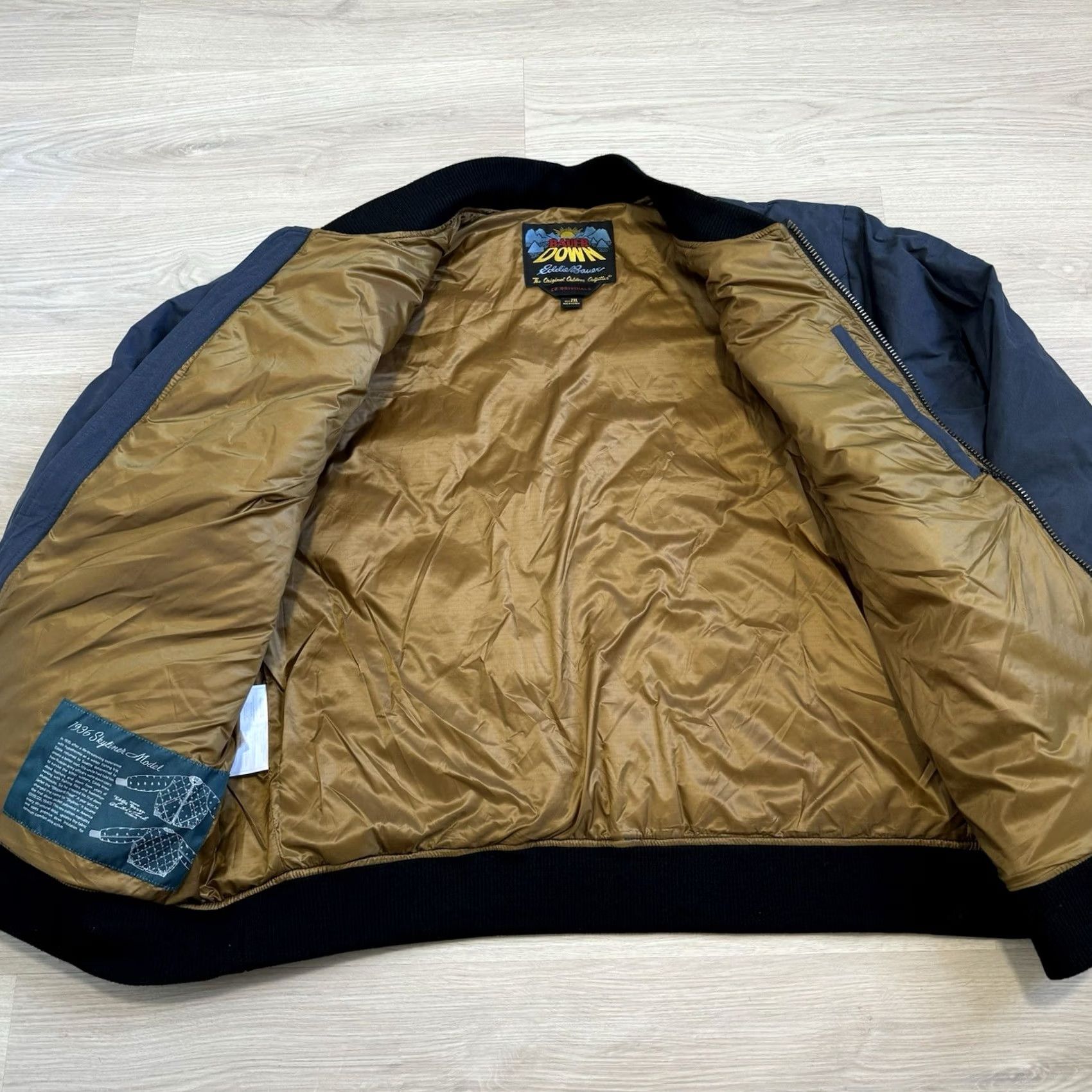 Eddie Bauer Eddie Bauer Men’s 1936 Skyliner Model Quilted Down Bomber Jacket Navy Blue 2XL Size US XXL / EU 58 / 5 - 4 Thumbnail