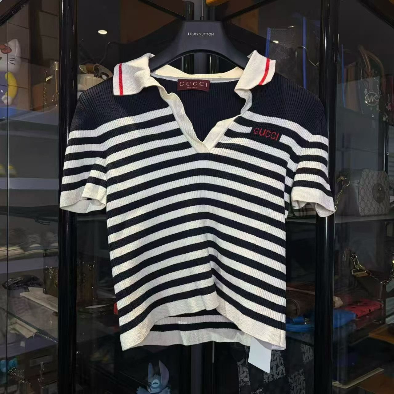 Gucci Gucci Striped Sweater M Women Size M / US 6-8 / IT 42-44 - 1 Thumbnail