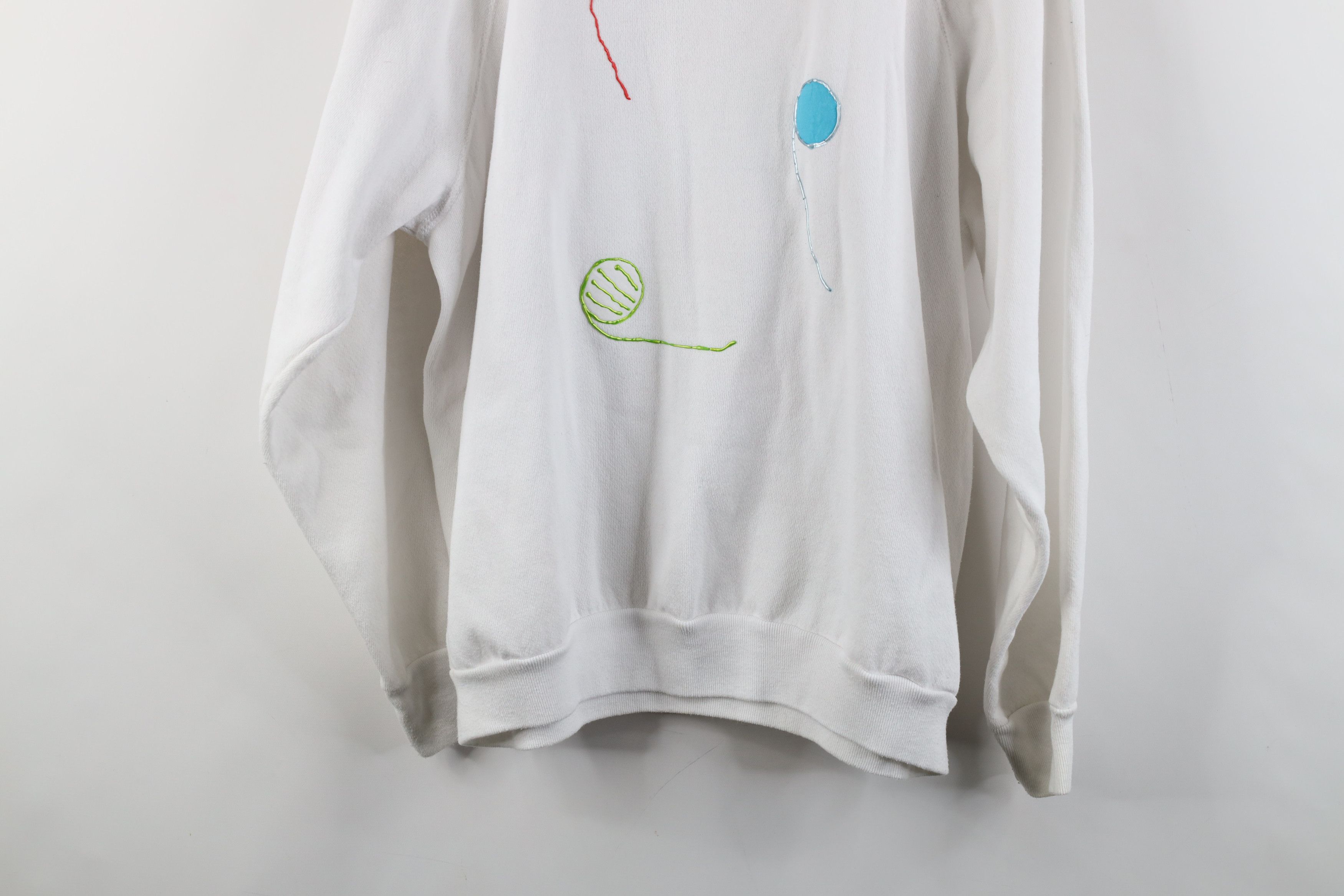 Disney × Vintage Vintage 90s Disney Puff Paint Minnie Mouse Sweatshirt USA Size XL / US 12-14 / IT 48-50 - 14 Thumbnail