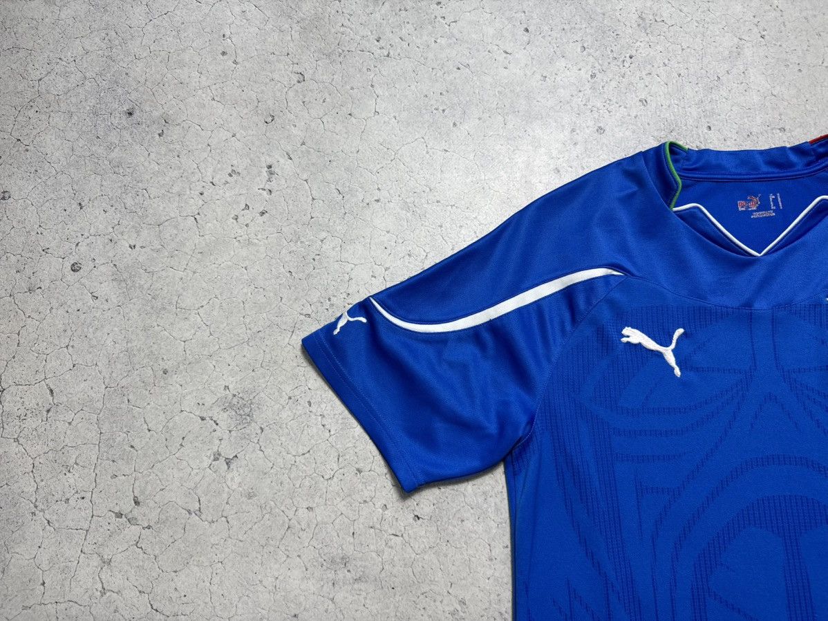 Puma Puma Italy 2010/2011 Soccer Jersey Vintage Size US M / EU 48-50 / 2 - 4 Thumbnail