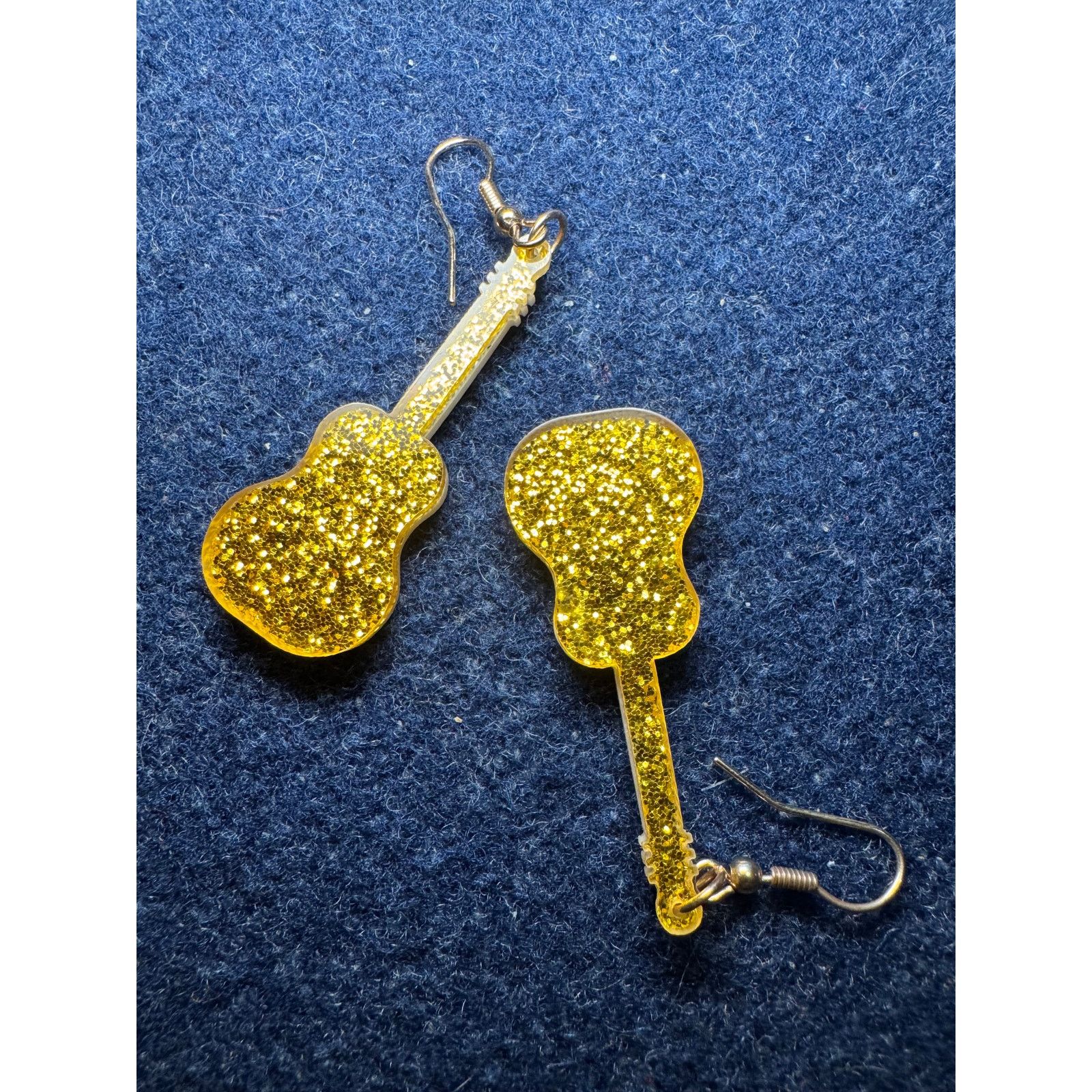 Other Costume Acrylic Drop Guitar Earrings Gold Tone Back Glitter Size ONE SIZE - 5 Thumbnail