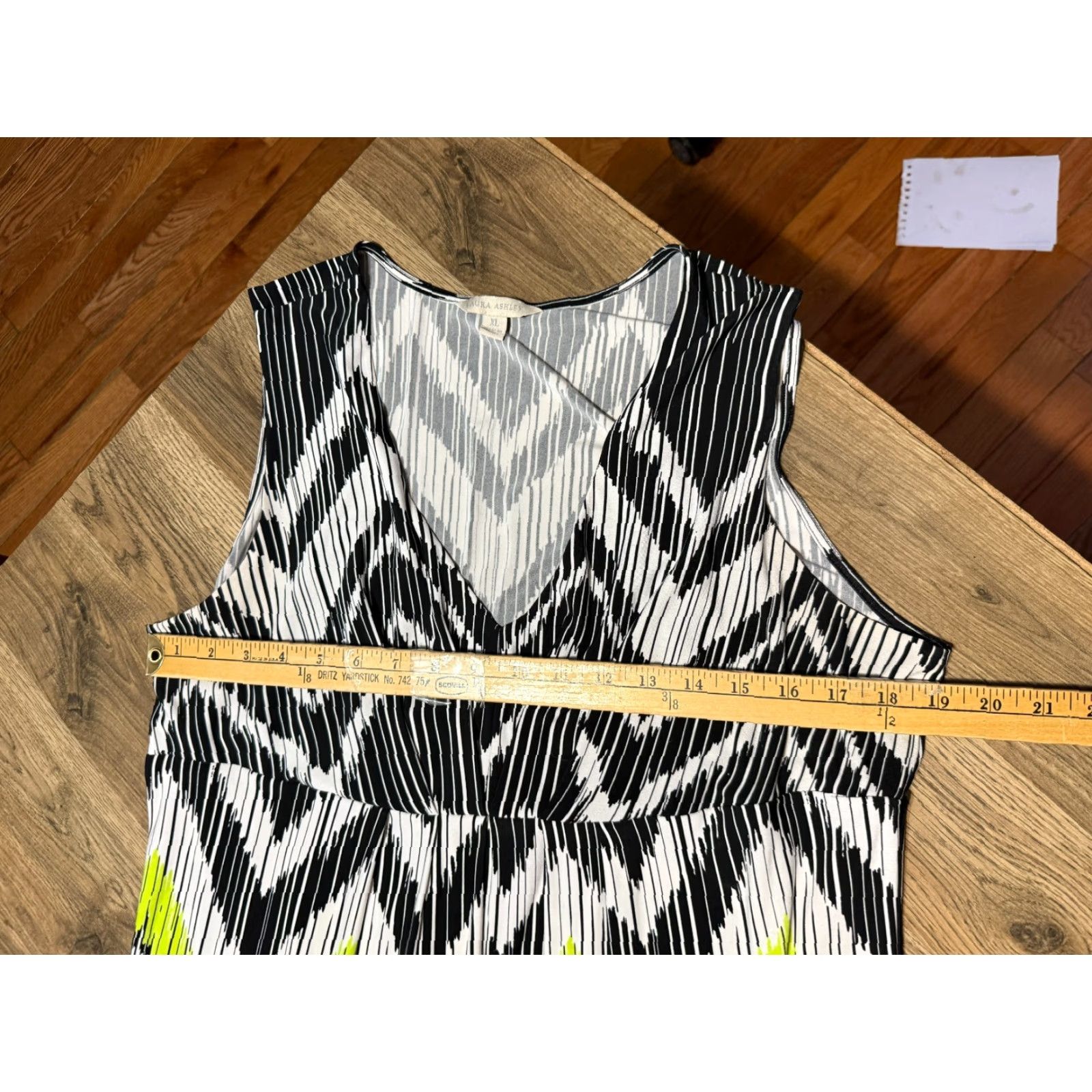 Laura Ashley VINTAGE? No. Size XL / US 12-14 / IT 48-50 - 4 Thumbnail
