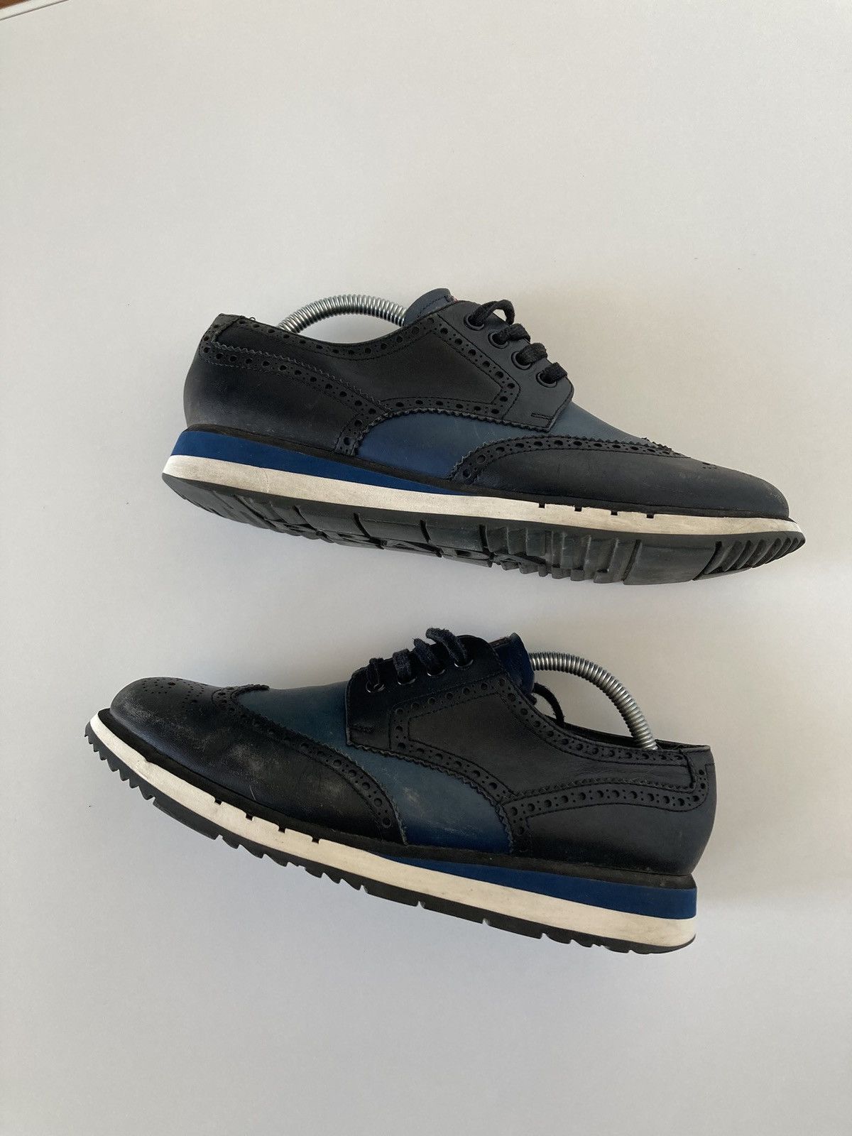 Prada Vintage prada perforated leather lace up casual shoes 8 43 Size US 8 / EU 41 - 3 Thumbnail