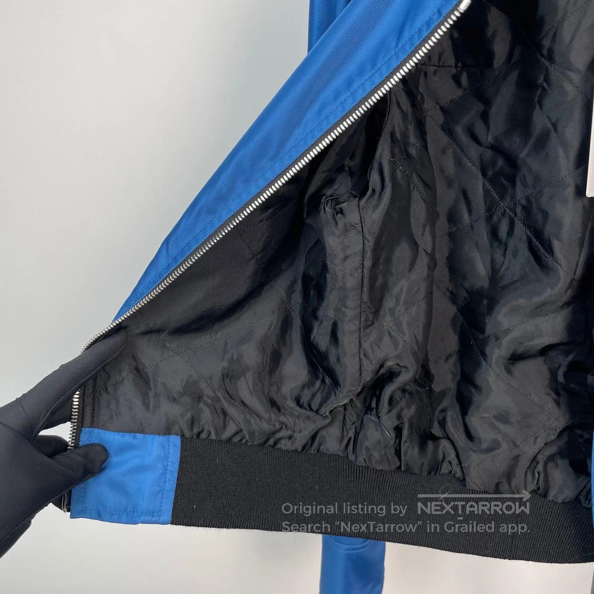 Louis Vuitton Louis Vuitton Limited edition blue embroidered badge pilot Size XS / US 0-2 / IT 36-38 - 6 Thumbnail