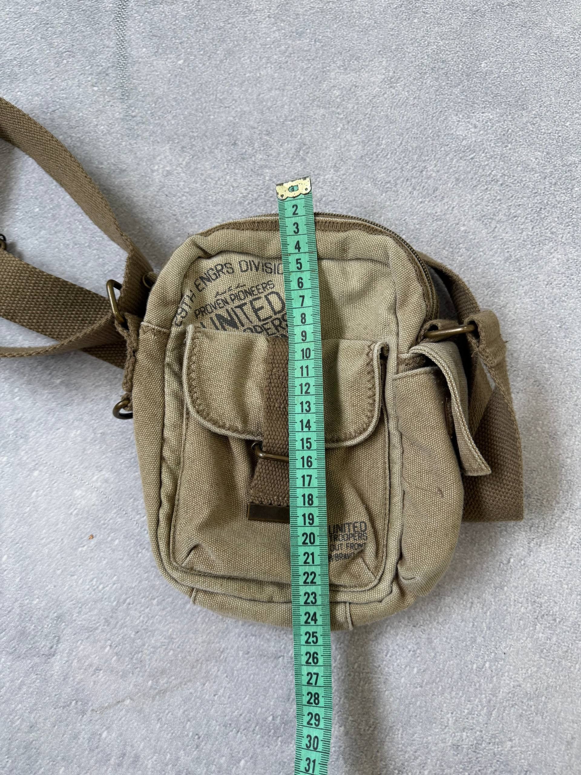 Vintage Vintage 90s Army Diesel Style Crossbody Mini Bag Size ONE SIZE - 11 Thumbnail