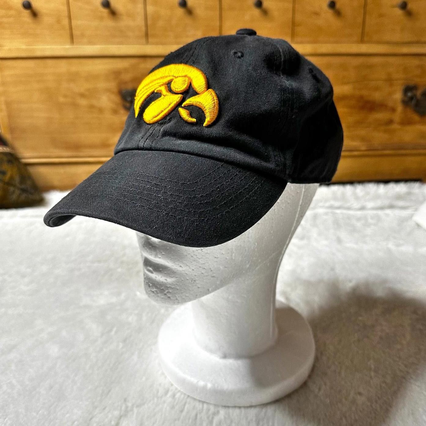 Top Of The World Iowa Hawkeyes Unisex Black Adjustable Baseball Cap OS Size ONE SIZE - 1 Thumbnail