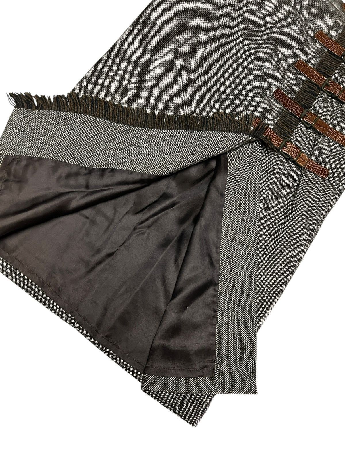 Alexander McQueen F/W 05 Belted Skirt Size 27" / US 4 / IT 40 - 5 Thumbnail