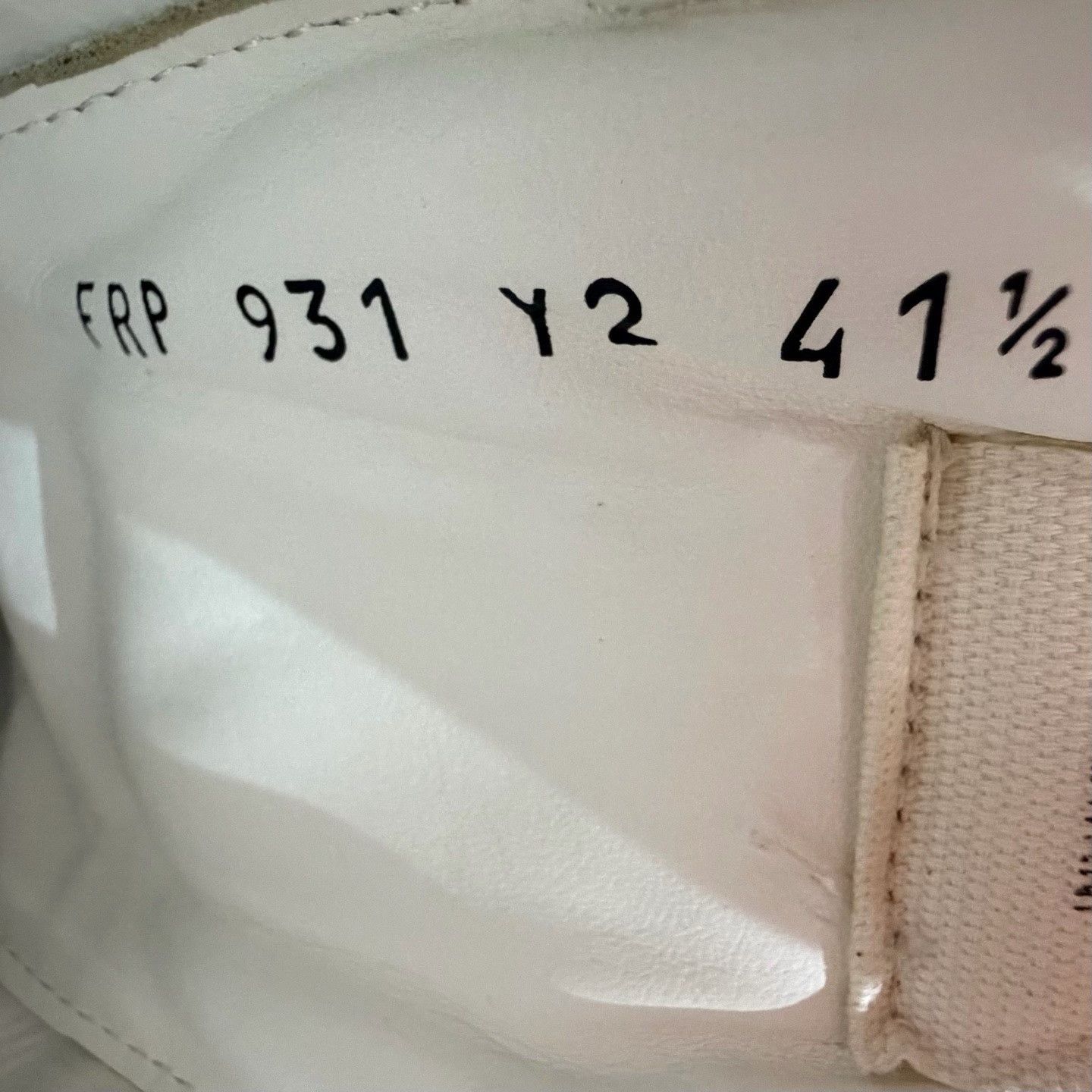 Valentino Valentino Rockstud White Sneakers Size US 5 / EU 37 - 7 Thumbnail