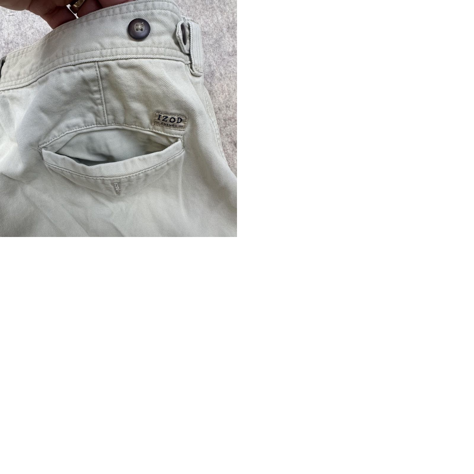 Izod IZOD Shorts Mens 36 Light Gray Cargo 100% Cotton Zip Fly Pockets Casual Summer Size US 36 / EU 52 - 10 Thumbnail