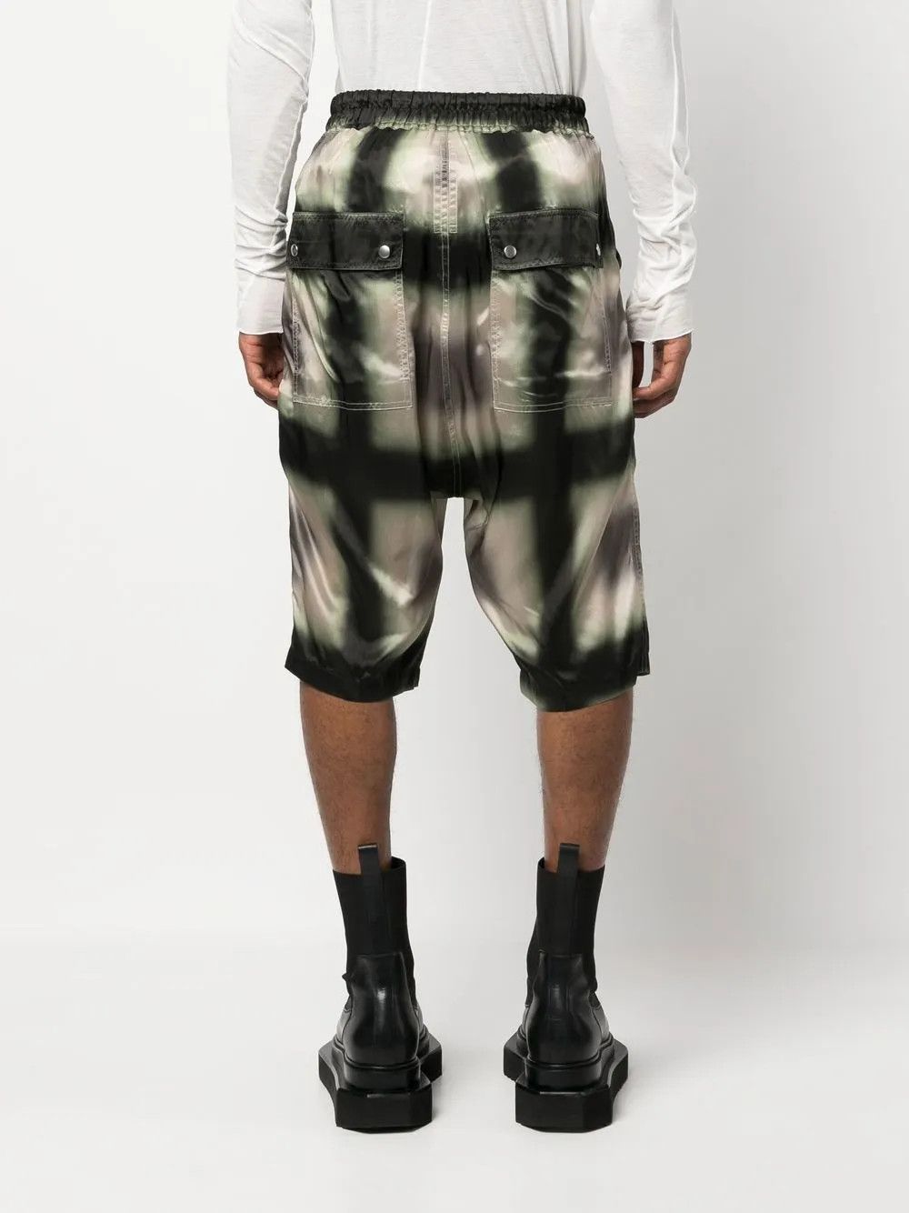 Rick Owens o1y0325 Short in Multicolor Size US 32 / EU 48 - 4 Thumbnail