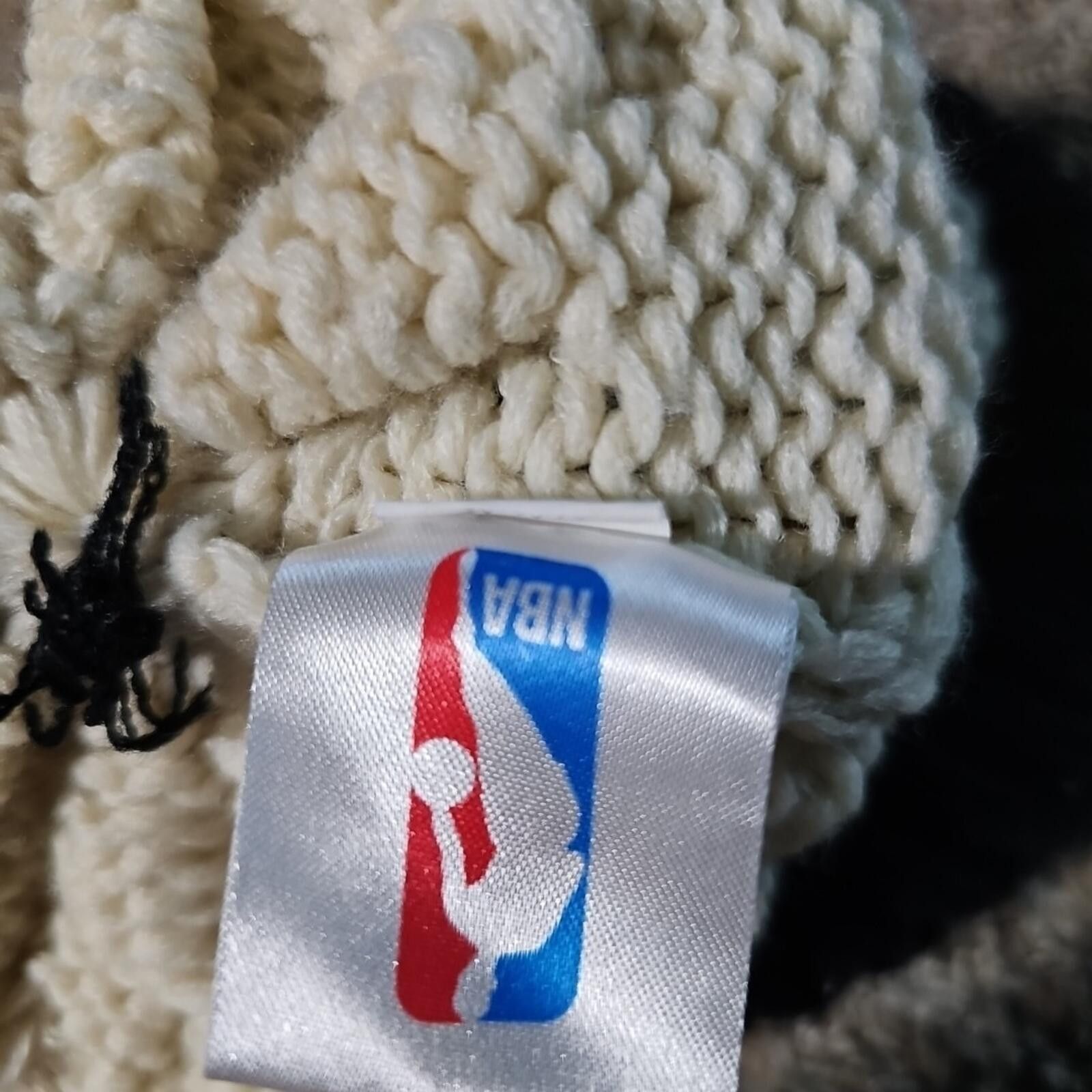 NBA Fan Favorite NBA Milwaukee Bucks Knit Winter Hat Beanie Size ONE SIZE - 5 Thumbnail