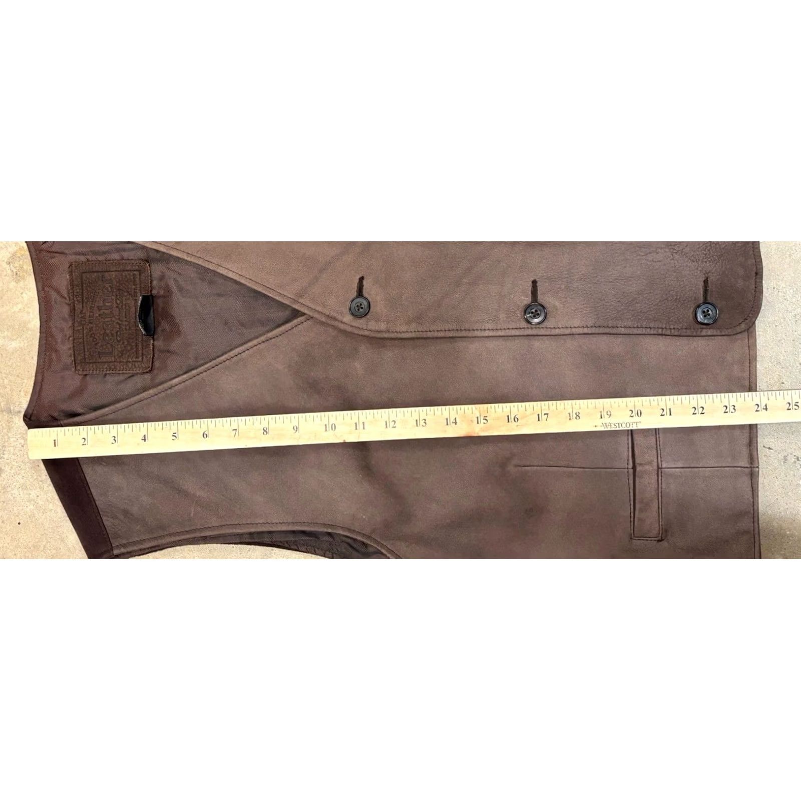 Gap VINTAGE Gap Leather Vest Mens L Brown Waistcoat Cinch Buckle Back Chamois 90s Western Biker Shirt Mens Size US L / EU 52-54 / 3 - 8 Thumbnail