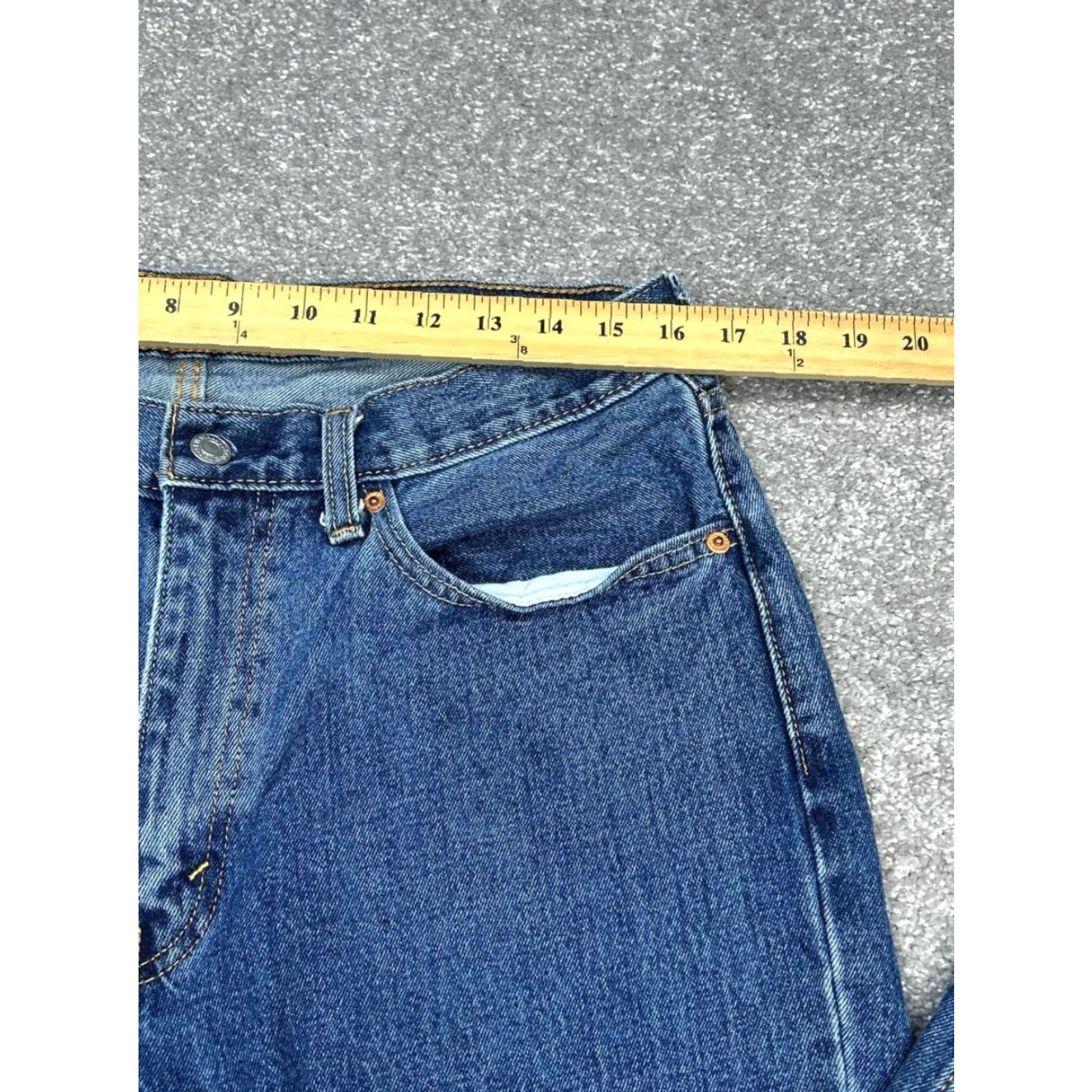 Levi's Levi's 550 Jeans Mens 34 Blue Denim Cotton Mid Rise Relaxed Straight Leg 32x31 Jeans Size US 34 / EU 50 - 6 Thumbnail