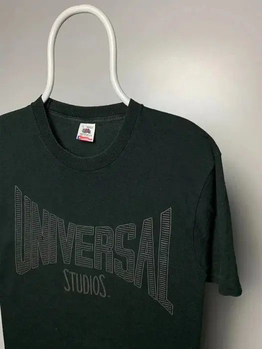 Universal Studios Universal studios T-shirt vintage size L American vintage Size US L / EU 52-54 / 3 - 2 Thumbnail