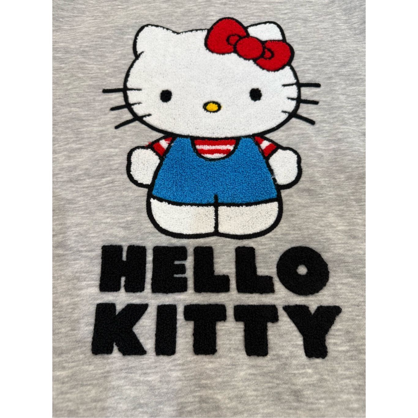 Other Hello Kitty NWT Sanrio Grey Crewneck Long Sleeve Sweatshirt Size XL / US 12-14 / IT 48-50 - 7 Thumbnail