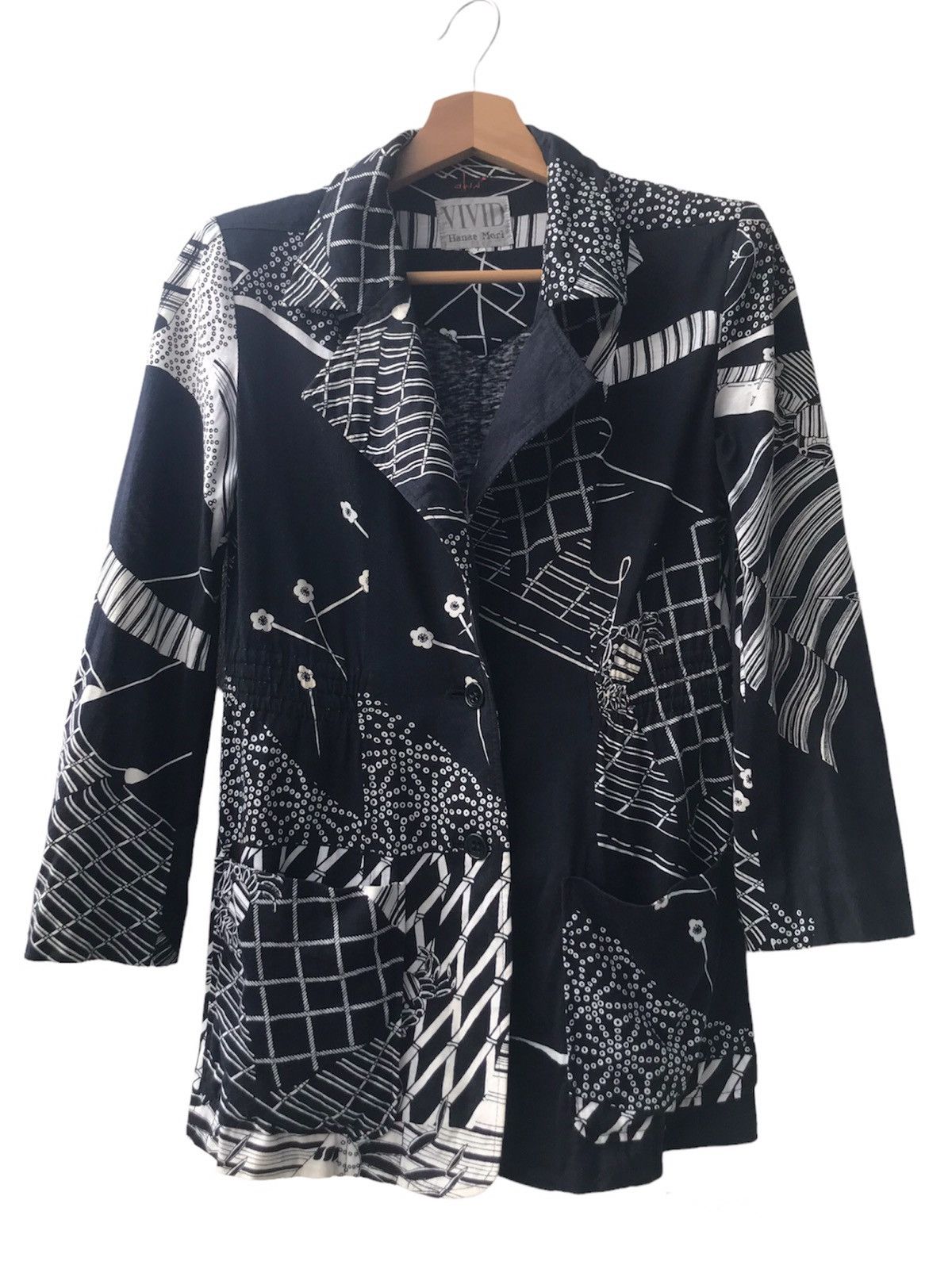 東京女学館HANAE MORIネイビー ダブルブレストジャケット 160/80 HANAE MORI 東京女学館ネイビー ダブルブレストジャケット 160/80