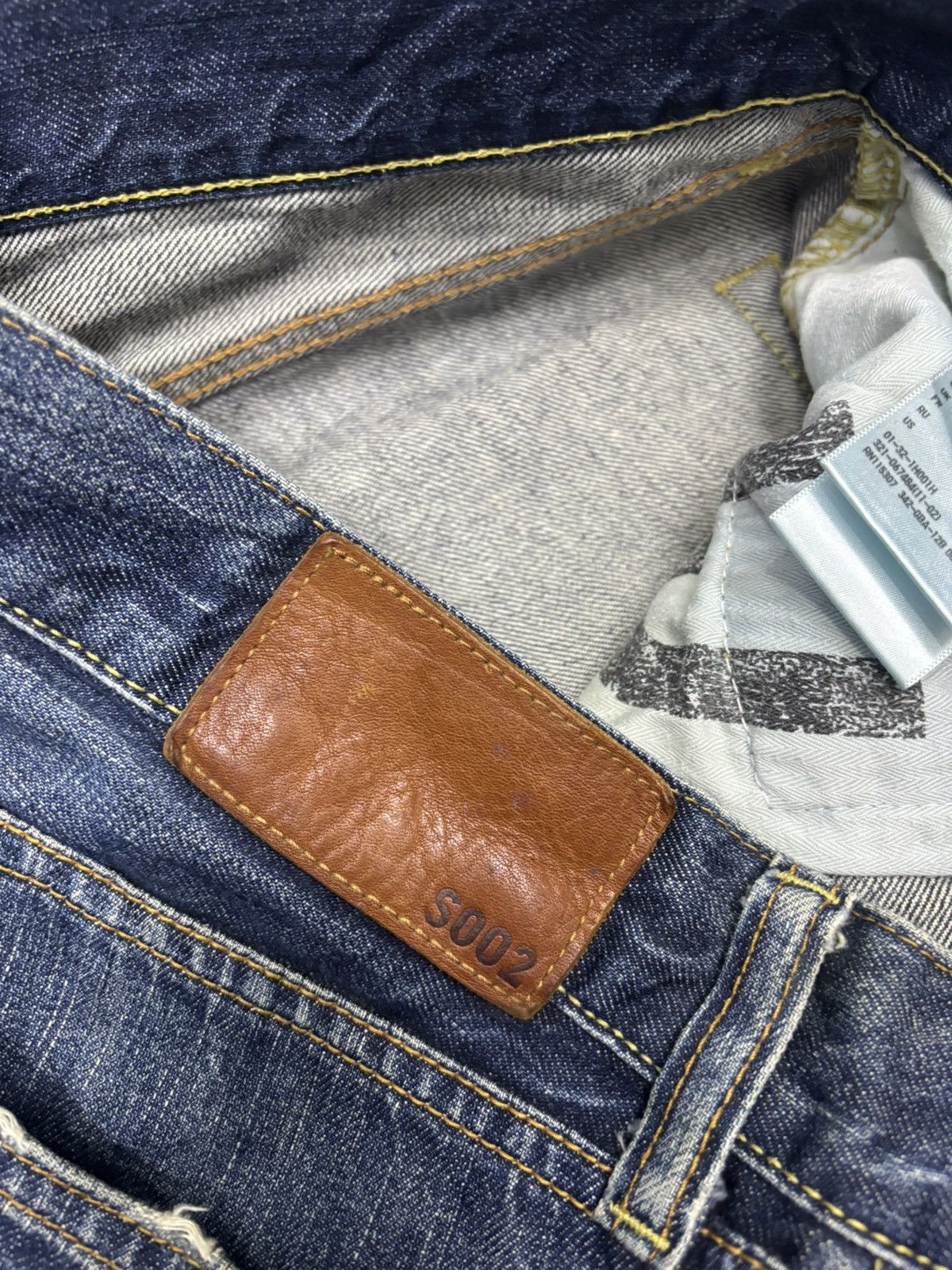 Undercover × Uniqlo DISTRESSED DENIM S002 UNIQLO FADED DISTRESS DENIM JEANS Size US 33 - 10 Thumbnail