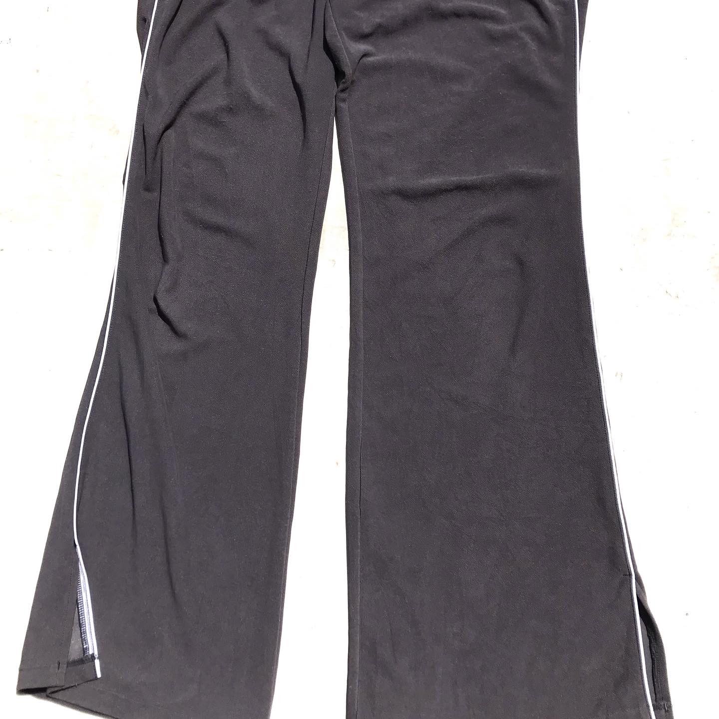 Ellesse ellesse Trackpants Smooth velvet Material in grey colour way Size US 33 - 3 Thumbnail