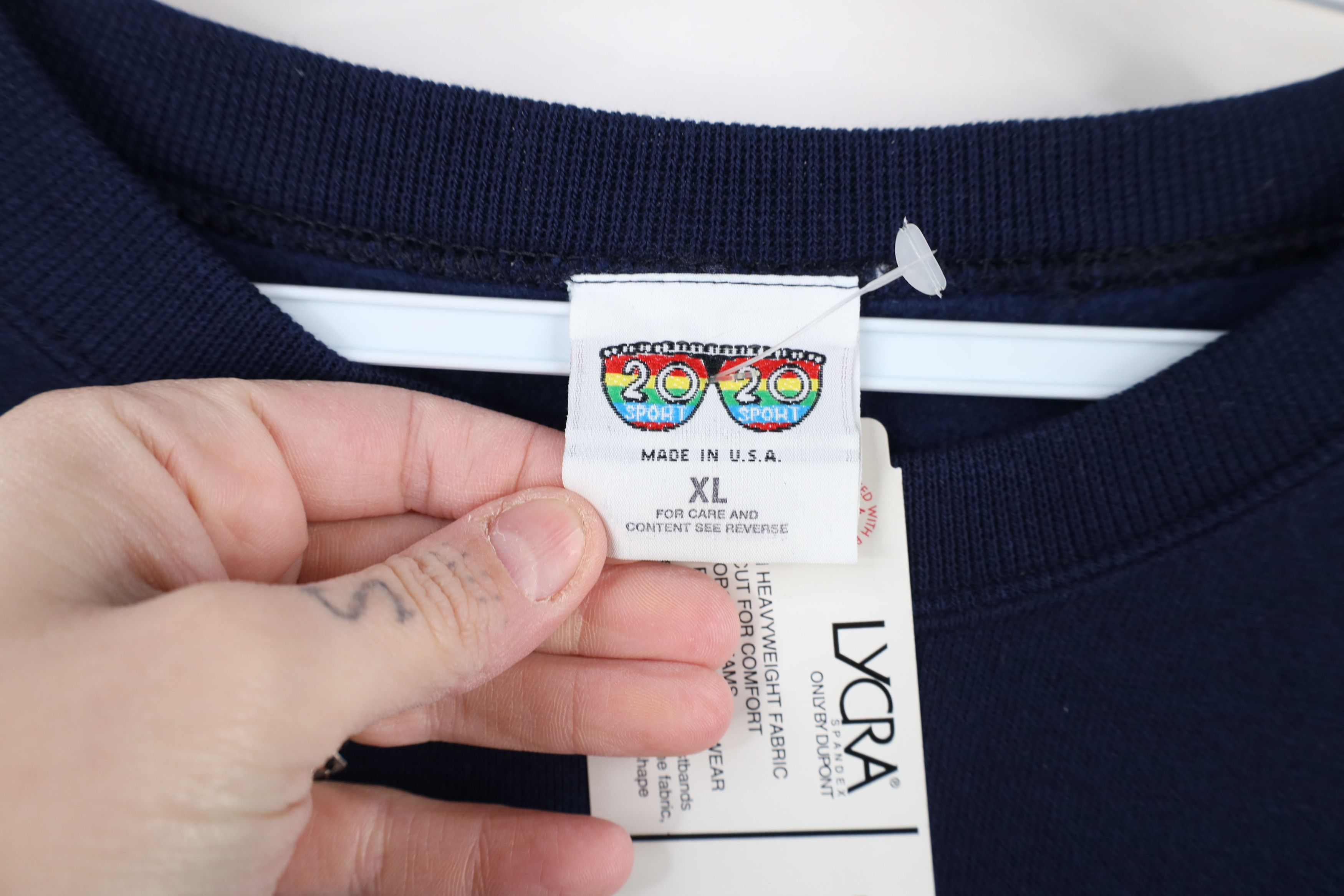 Vintage Deadstock Vintage 90s Streetwear American Pride Sweatshirt Size US XL / EU 56 / 4 - 4 Thumbnail