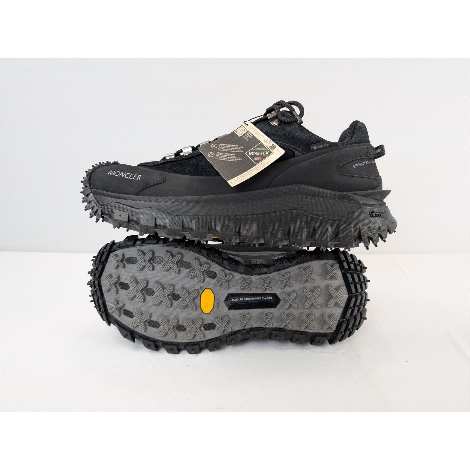 Moncler o1rshd1 Trailgrip Apex low-top sneaker with a Vibram sole Size US 12 / EU 45 - 13 Thumbnail