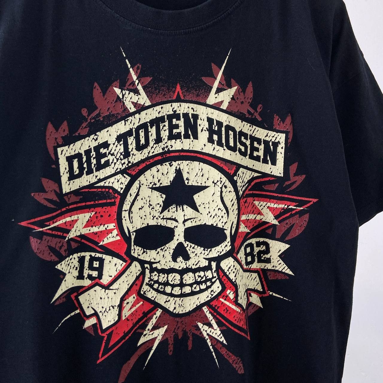 Band Tees Die Toten Hoses Vintage German Rock Band T-Shirt Size US L / EU 52-54 / 3 - 4 Thumbnail
