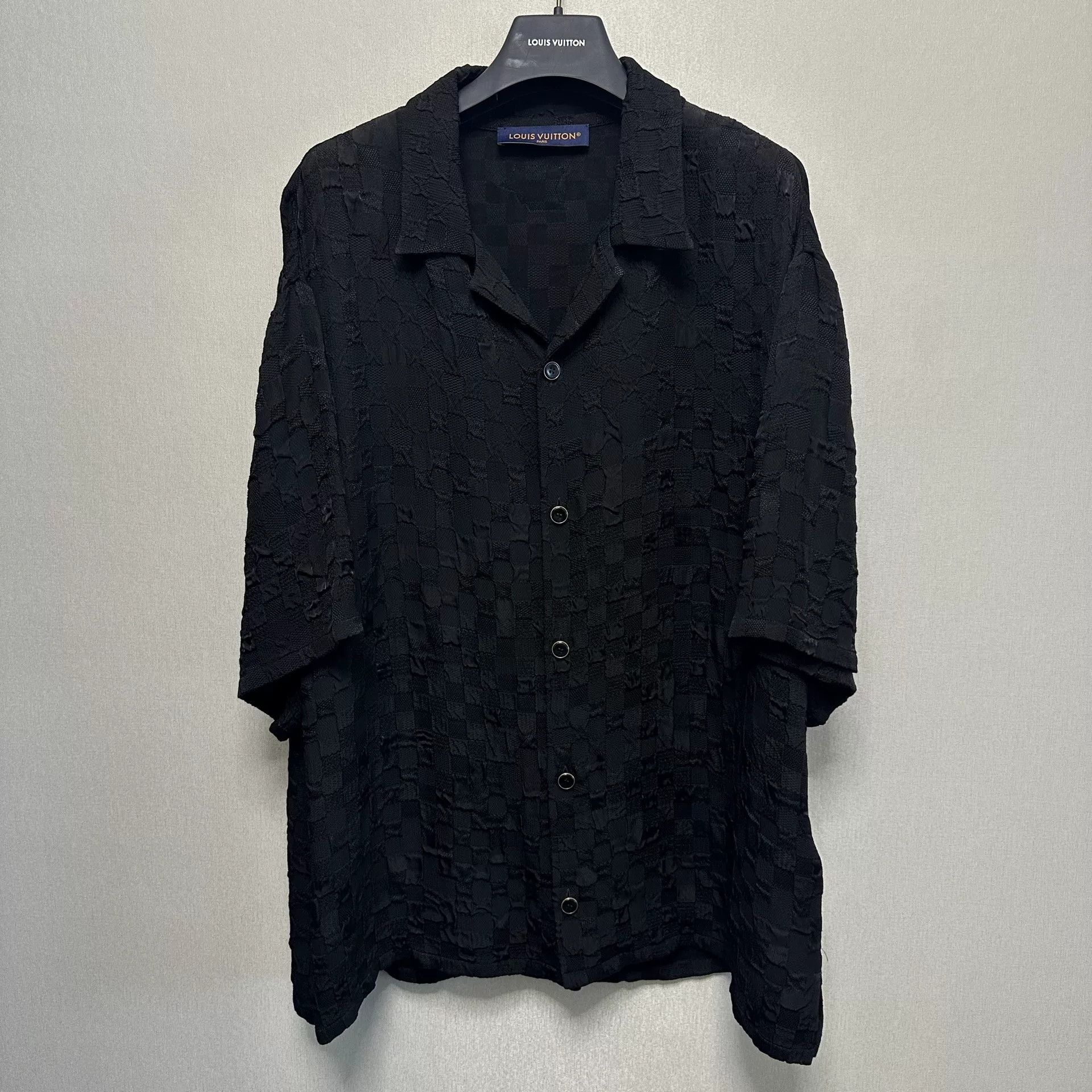 Louis Vuitton Louis Vuitton Embroidered Shirt xl Men Size US XL / EU 56 / 4 - 1 Thumbnail