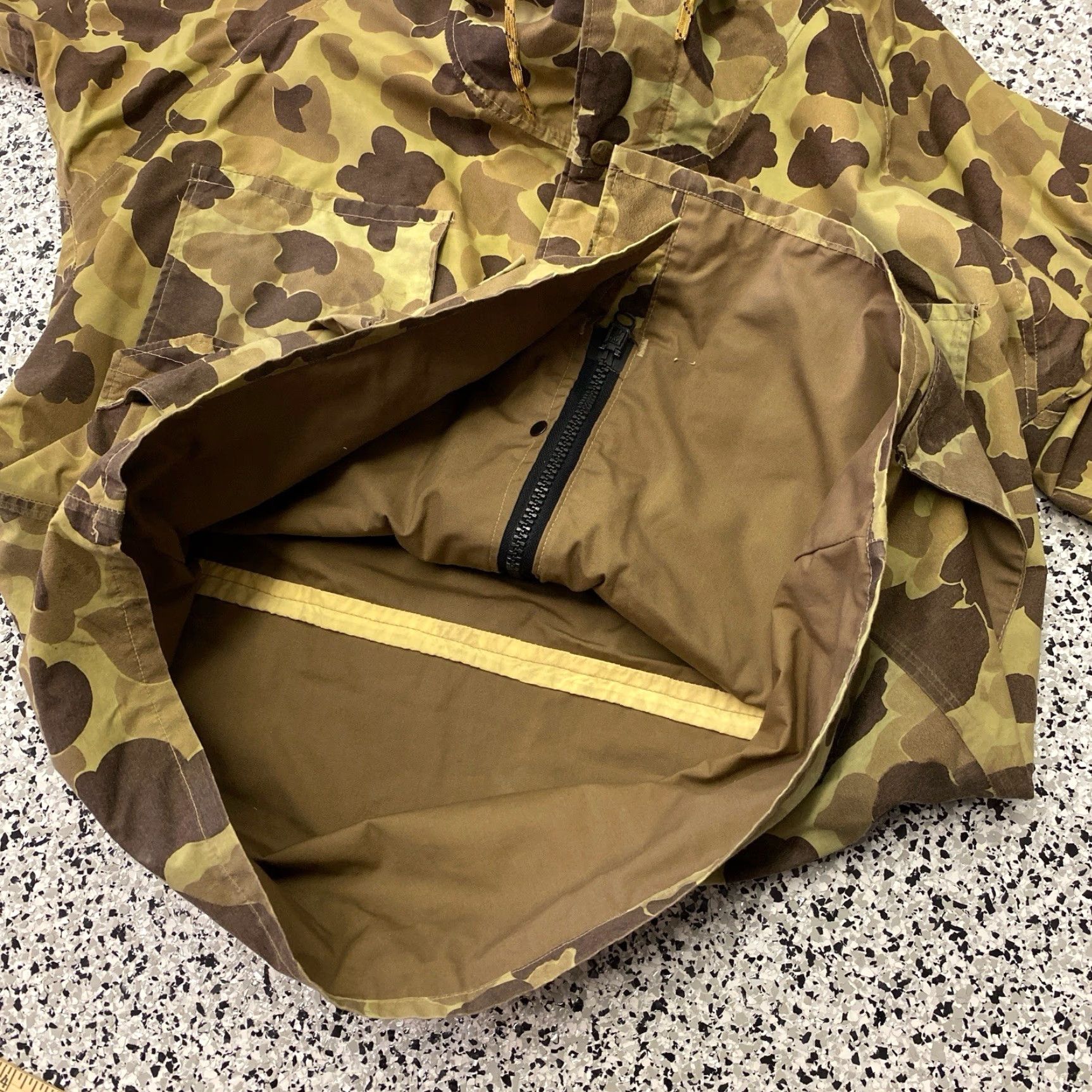 Rains VINTAGE Columbia Jacket Mens L Brown Duck Camo Hunting Gore Tex Rain Coat 80s Size US L / EU 52-54 / 3 - 8 Thumbnail